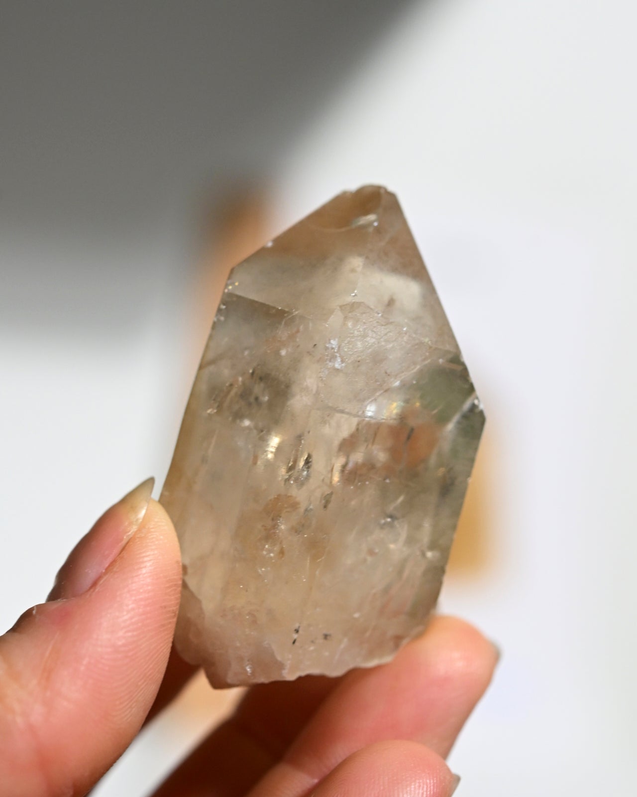 Natural Elestial Citrine Crystal Point - Healing Stone for Meditation, Chakra Balancing & Spiritual Growth - Perfect for Home Decor, Yoga & Energy Work