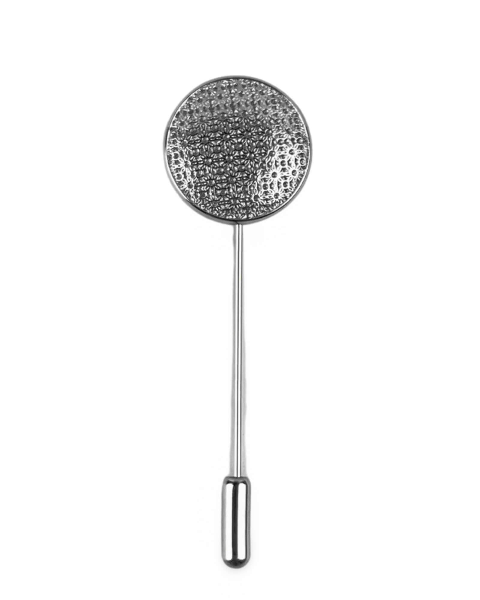 DÉCLIC Textured Disc Pin - Silver Jewelry for Women, Men | Fashion Accessories for Outfits, Jackets, Bags | Trendy & Unique Gift Idea