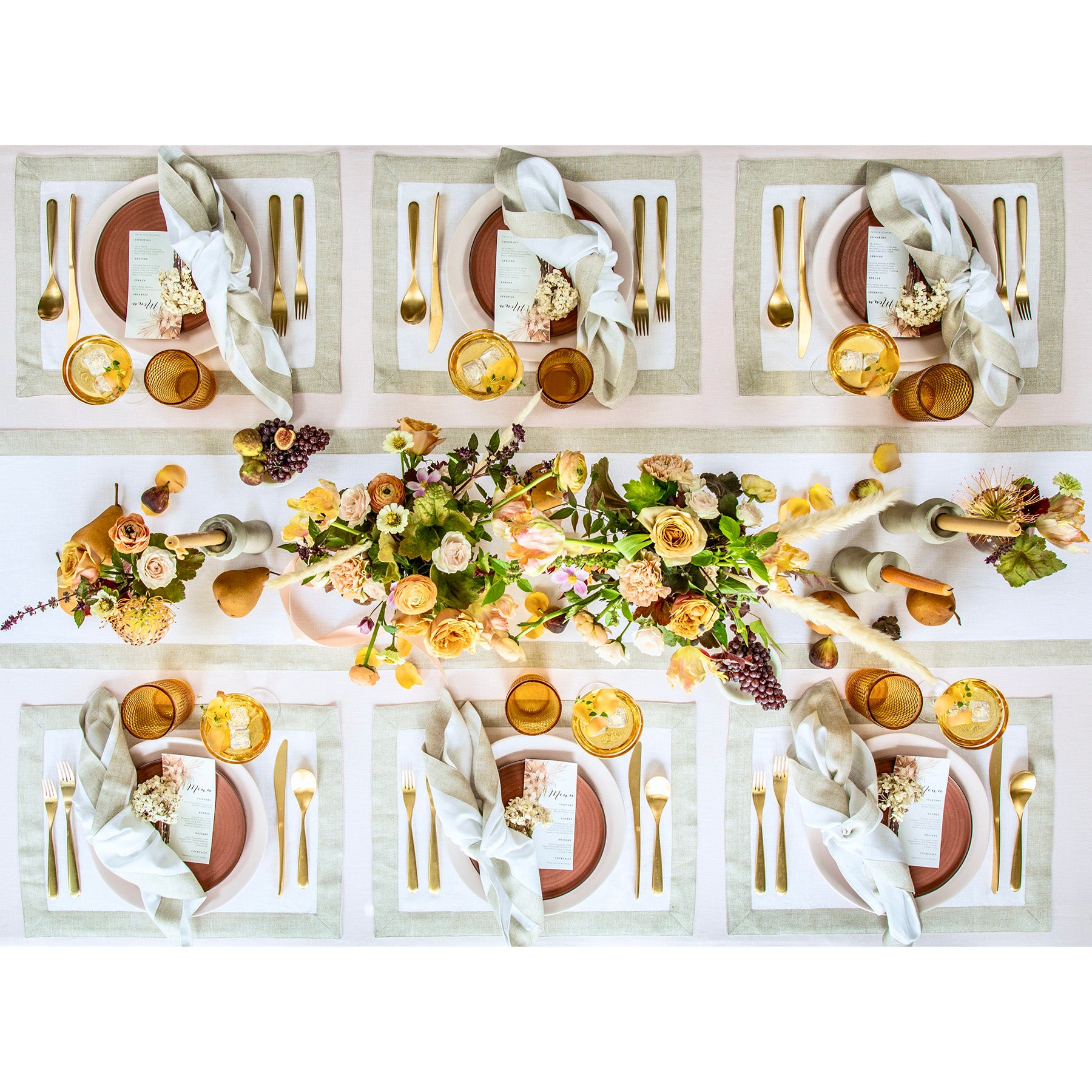 Festive Edge Table Runner - Elegant Holiday Dining Decor for Christmas, Thanksgiving & Parties | Perfect for Home, Events & Special Occasions