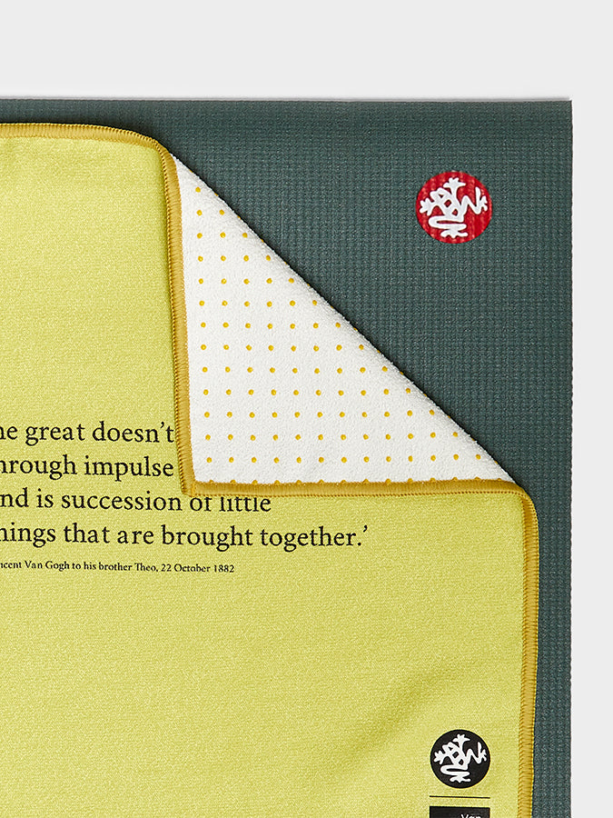 Manduka Yogitoes Yoga Hand Towels - Non-Slip, Absorbent & Eco-Friendly for Hot Yoga, Pilates & Workouts - Perfect for Grip & Sweat Control