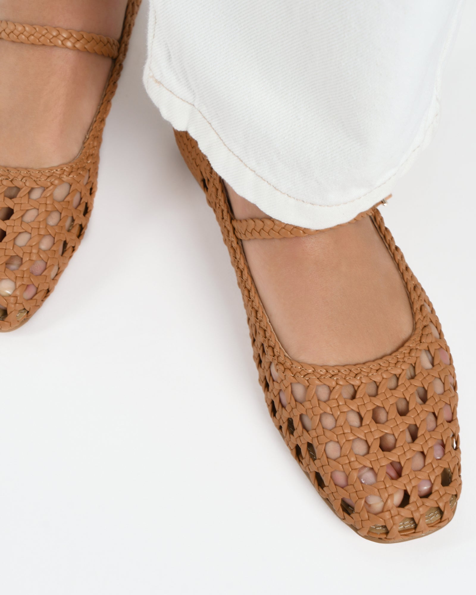 WILLIS Casual Flats in Toffee Leather - Comfortable & Stylish Women's Shoes for Work, Travel & Everyday Wear