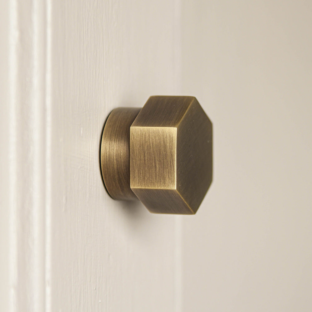 Vintage Antique Brass Hexagonal Cabinet Knobs - Elegant Hardware for Kitchen Cabinets, Dressers & Furniture Drawers - Perfect for Home Renovation & DIY Projects