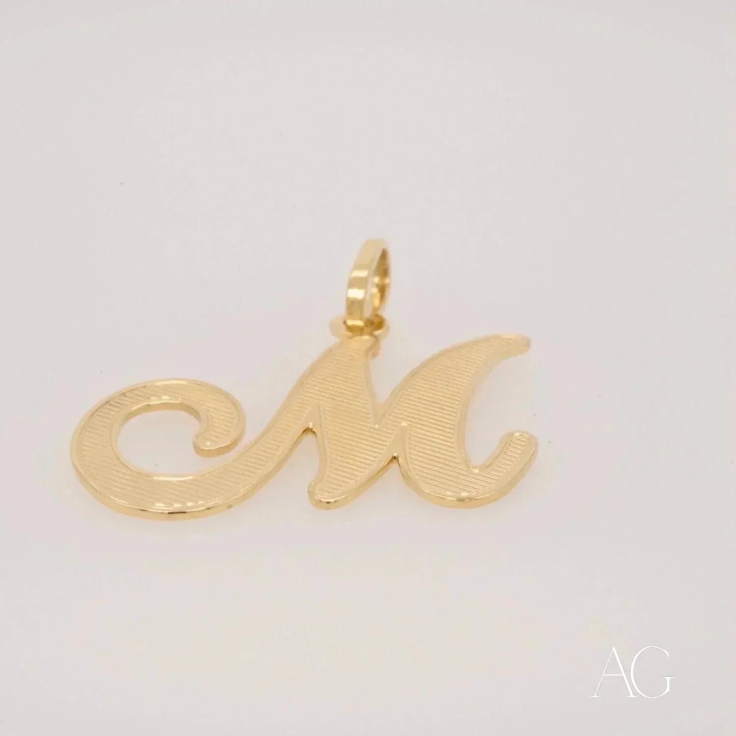 18k Gold Letter M Pendant Necklace - Elegant Initial Jewelry for Women - Perfect Gift for Birthday, Anniversary & Special Occasions
