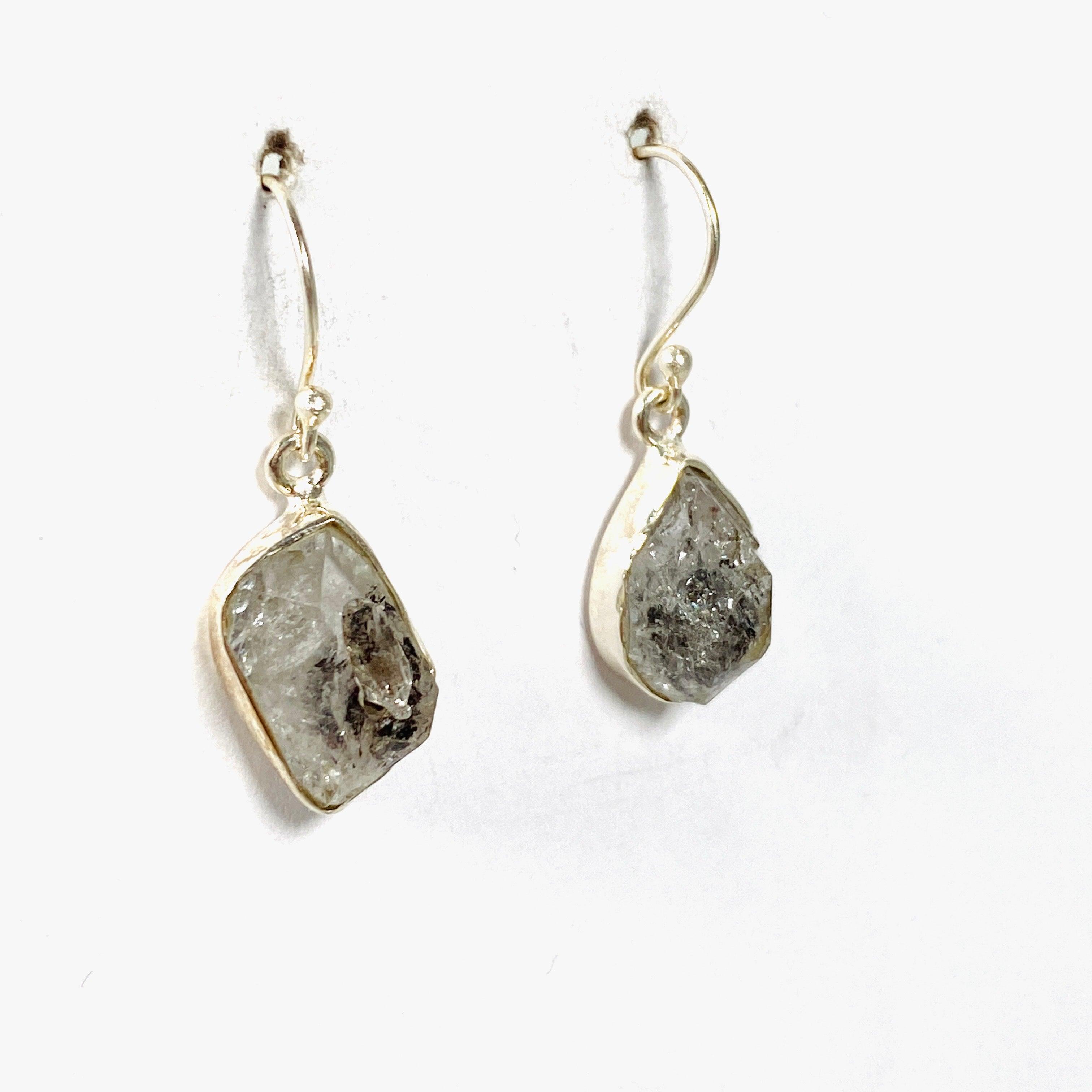 Natural Diamond Quartz Raw Stone Earrings KEGJ1376 - Elegant Boho Jewelry for Women, Perfect for Parties, Weddings & Everyday Wear
