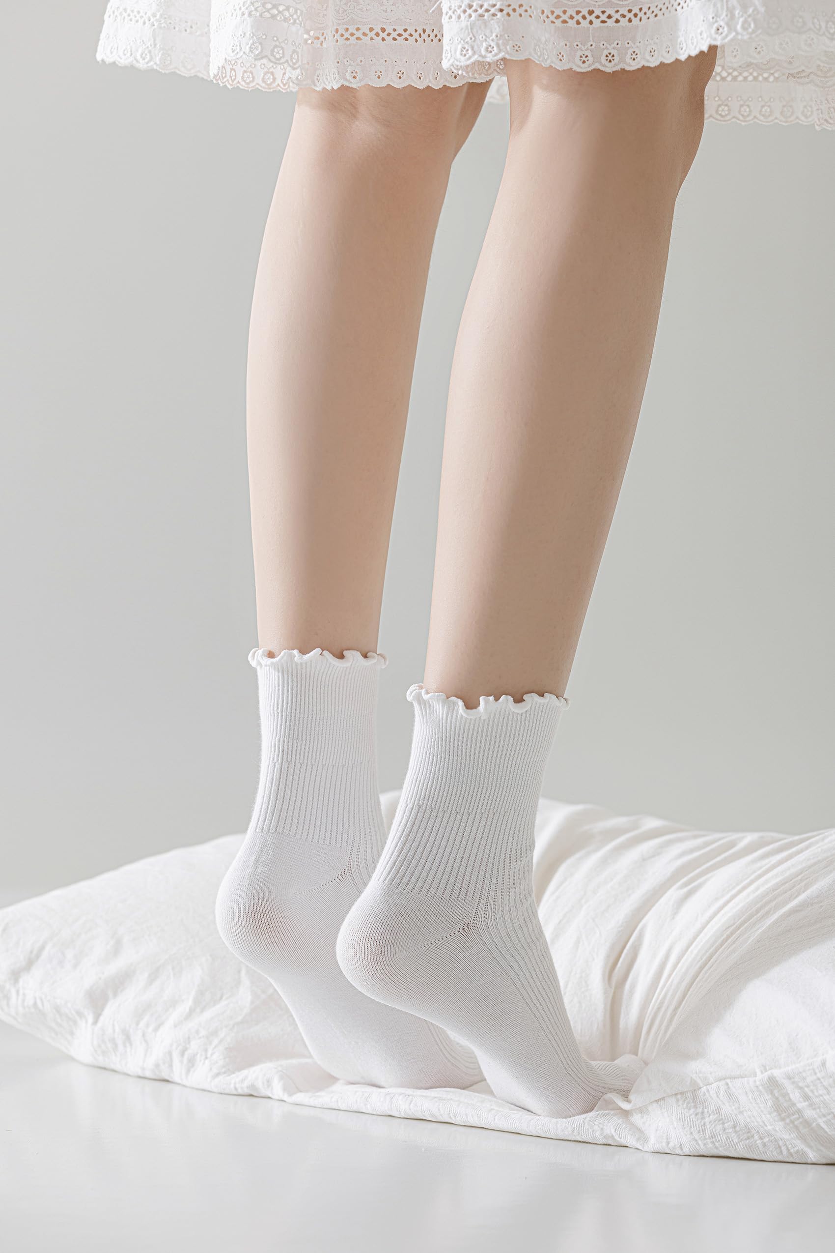 3 Pairs Women's Ruffle Ankle Socks - Cute Casual Frilly Socks for Girls, Breathable & Cool | Perfect for Summer Outfits, Daily Wear and Fashion Accessories