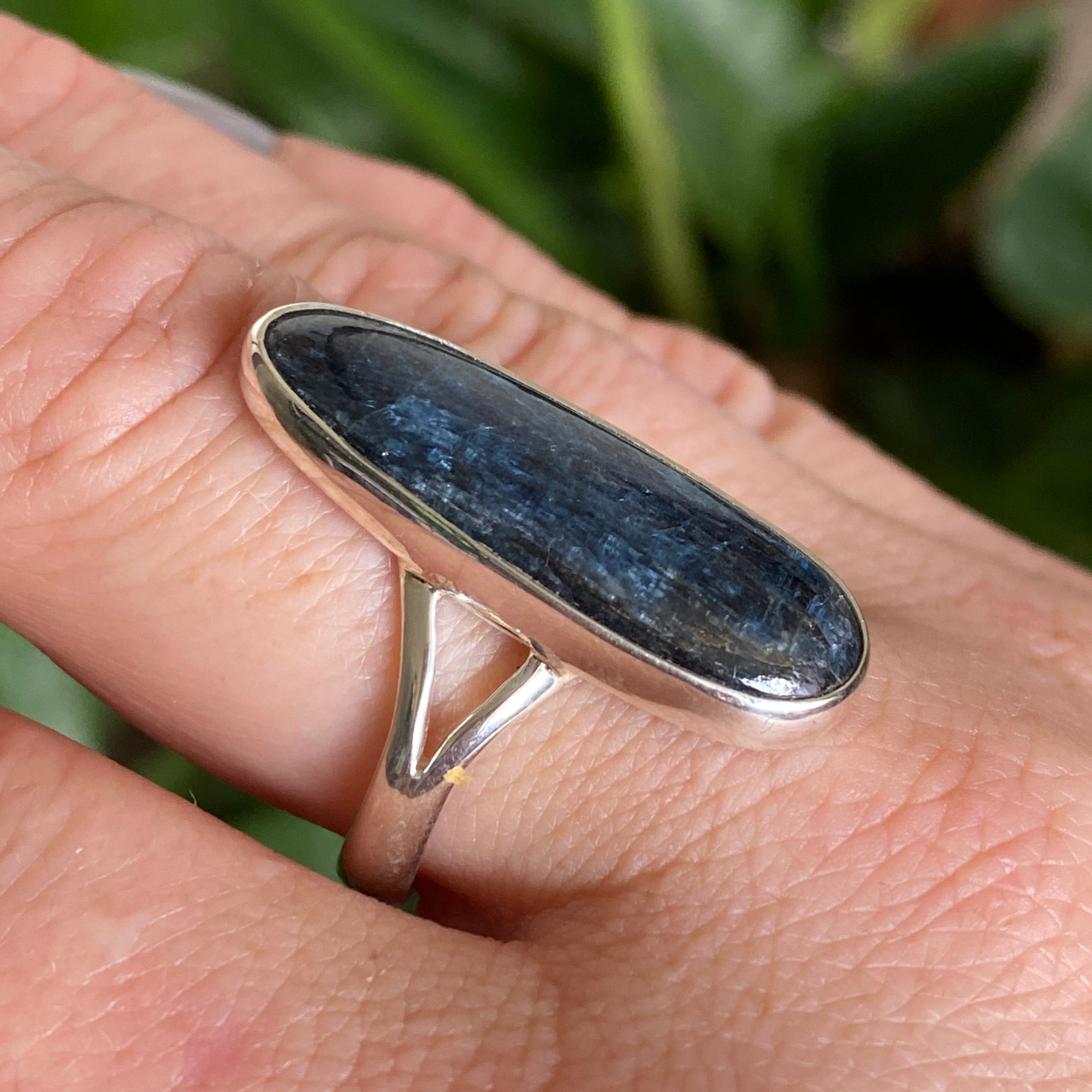 Blue Kyanite Teardrop Cabochon Split Band Ring - Size 9.5 - KRGJ3282 - Perfect for Boho Jewelry & Spiritual Healing Gifts