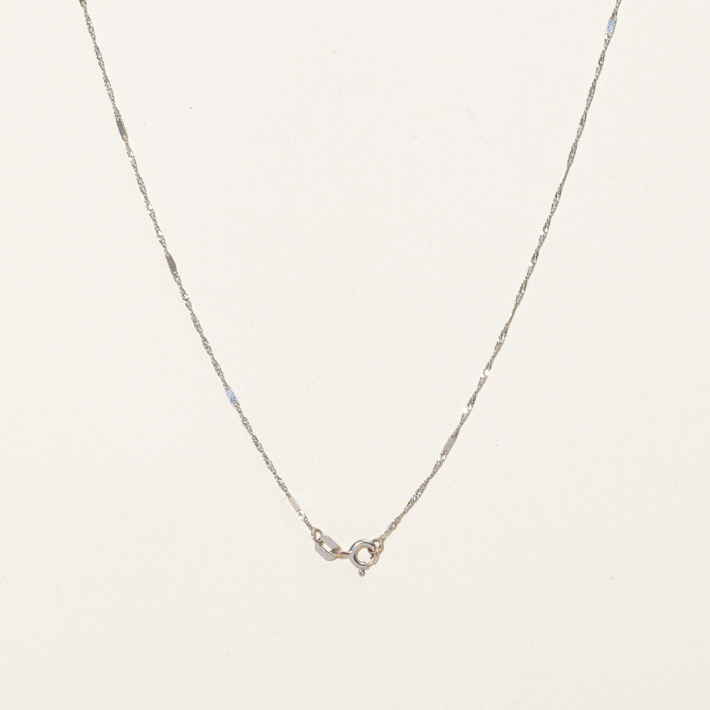 0.20ctw Diamond Floral Pendant Necklace for Women - 22