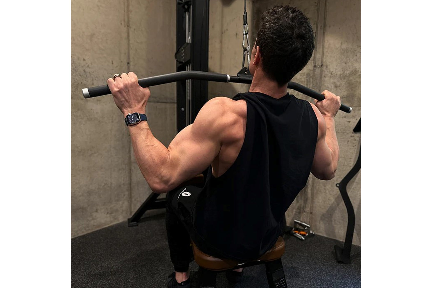 Hammer Strength HD Elite Dual Pulldown Row Machine - Commercial Gym Equipment for Back & Arm Workouts - Perfect for Home & Professional Training Studios