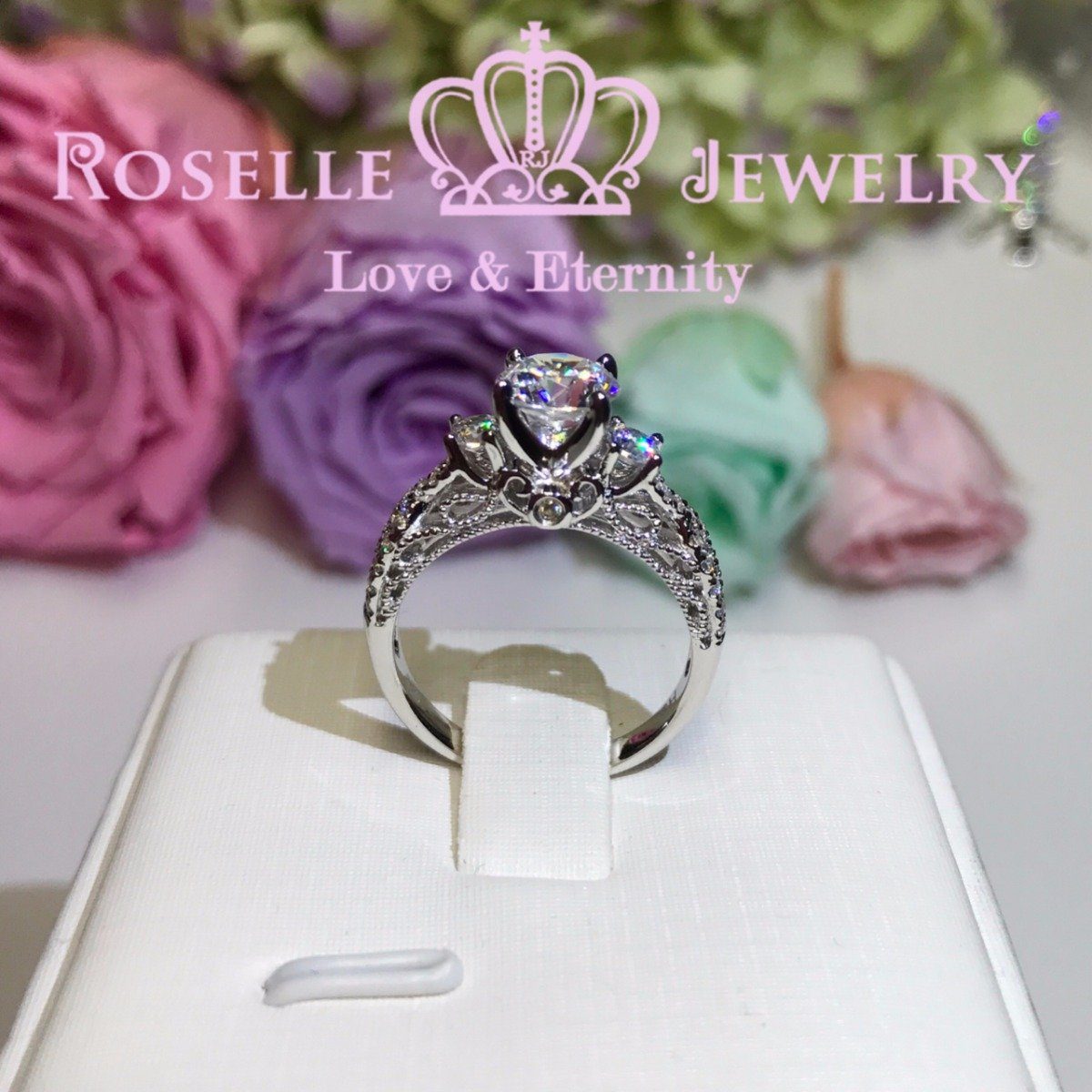 Vintage Engagement Ring V19 - Antique Style Diamond Wedding Band for Women - Perfect for Proposals, Anniversaries & Romantic Occasions