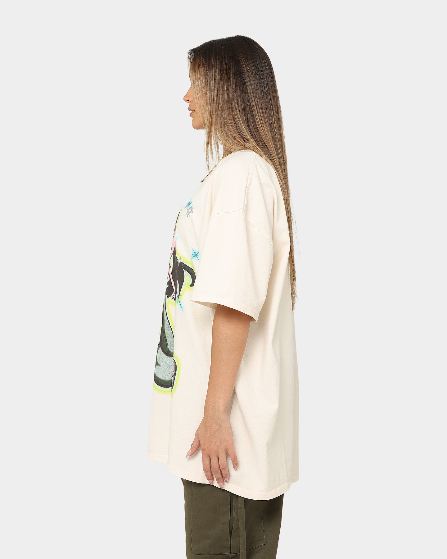 Vintage Bratz Jade Heavyweight T-Shirt - Off White | American Thrift Style | Perfect for Casual Wear, Cosplay & 90s Fashion Lovers
