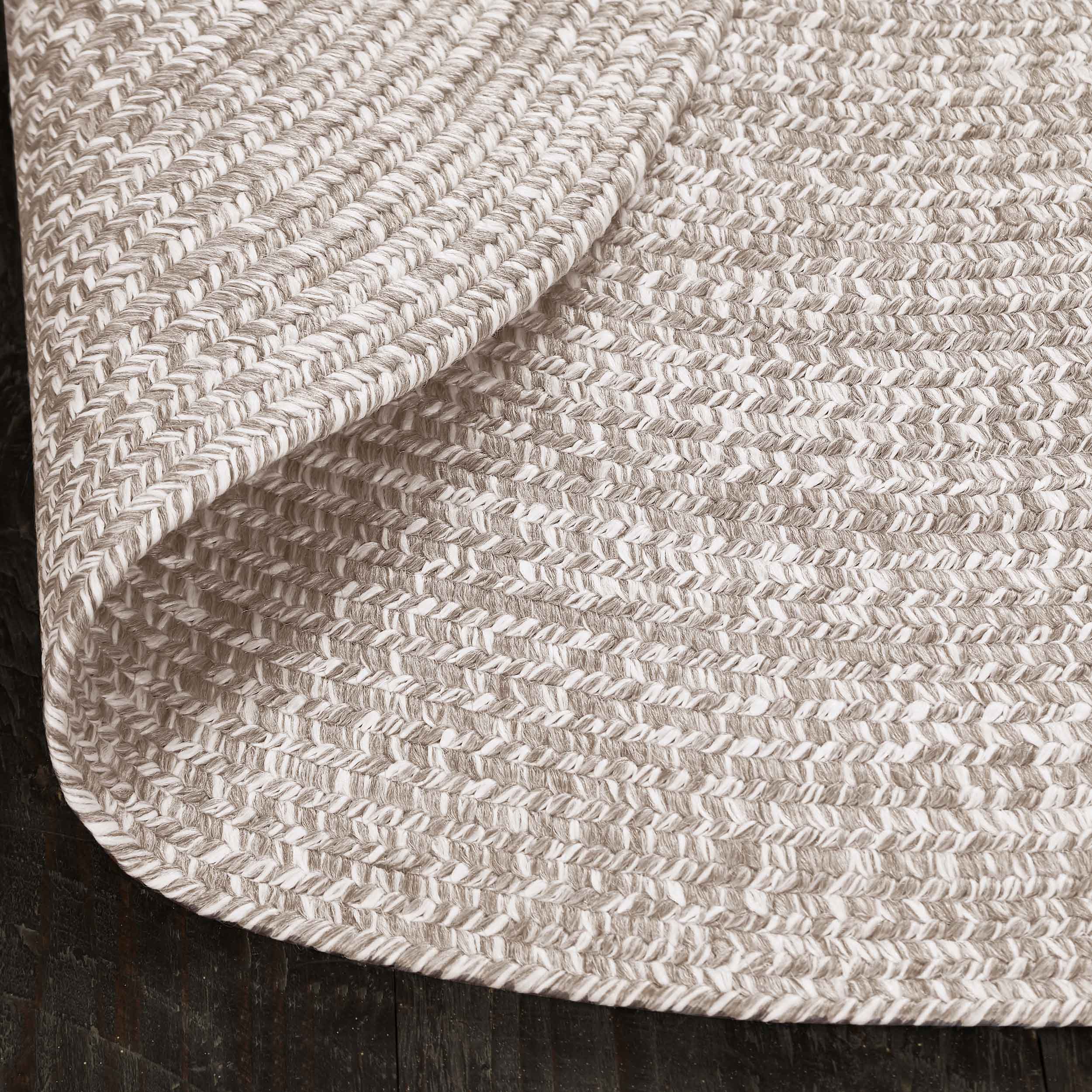 Reversible Braided Area Rug - 2-Tone Indoor/Outdoor Rug for Living Room, Bedroom, Patio & Deck - Non-Slip Durable Floor Mat for Home Decor