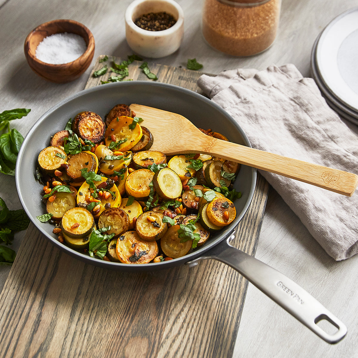 Chatham Ceramic Nonstick 11-Inch Frying Pan - Healthy Cooking Skillet for Eggs, Pancakes & Stir Fry - Perfect for Home Kitchen & Restaurant Use