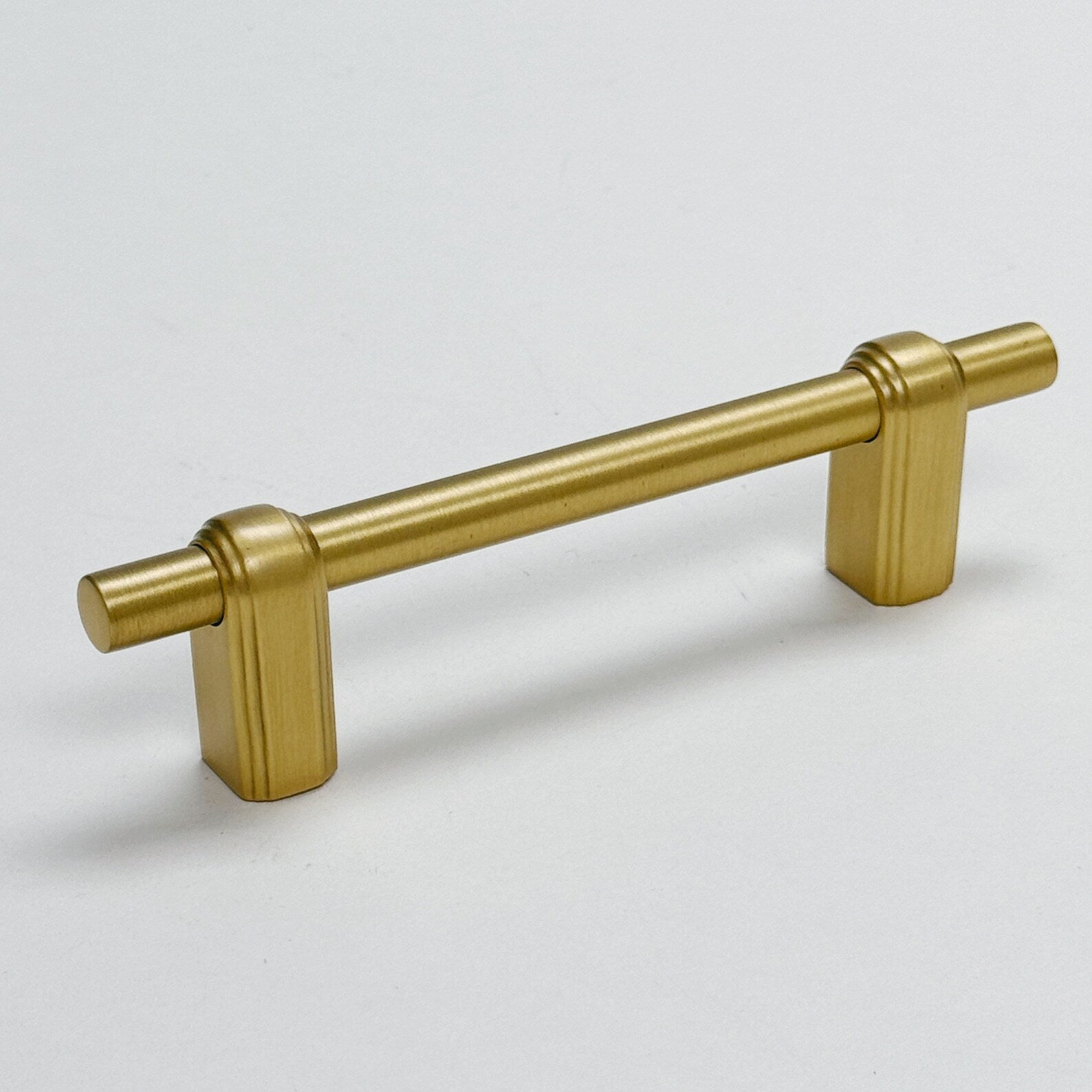 Elegant Satin Brass Elliott Drawer Pulls & Cabinet Knobs - Vintage Style Hardware for Kitchen Cabinets, Dressers & Furniture (Set of 10) - Perfect for Home Renovation & DIY Projects
