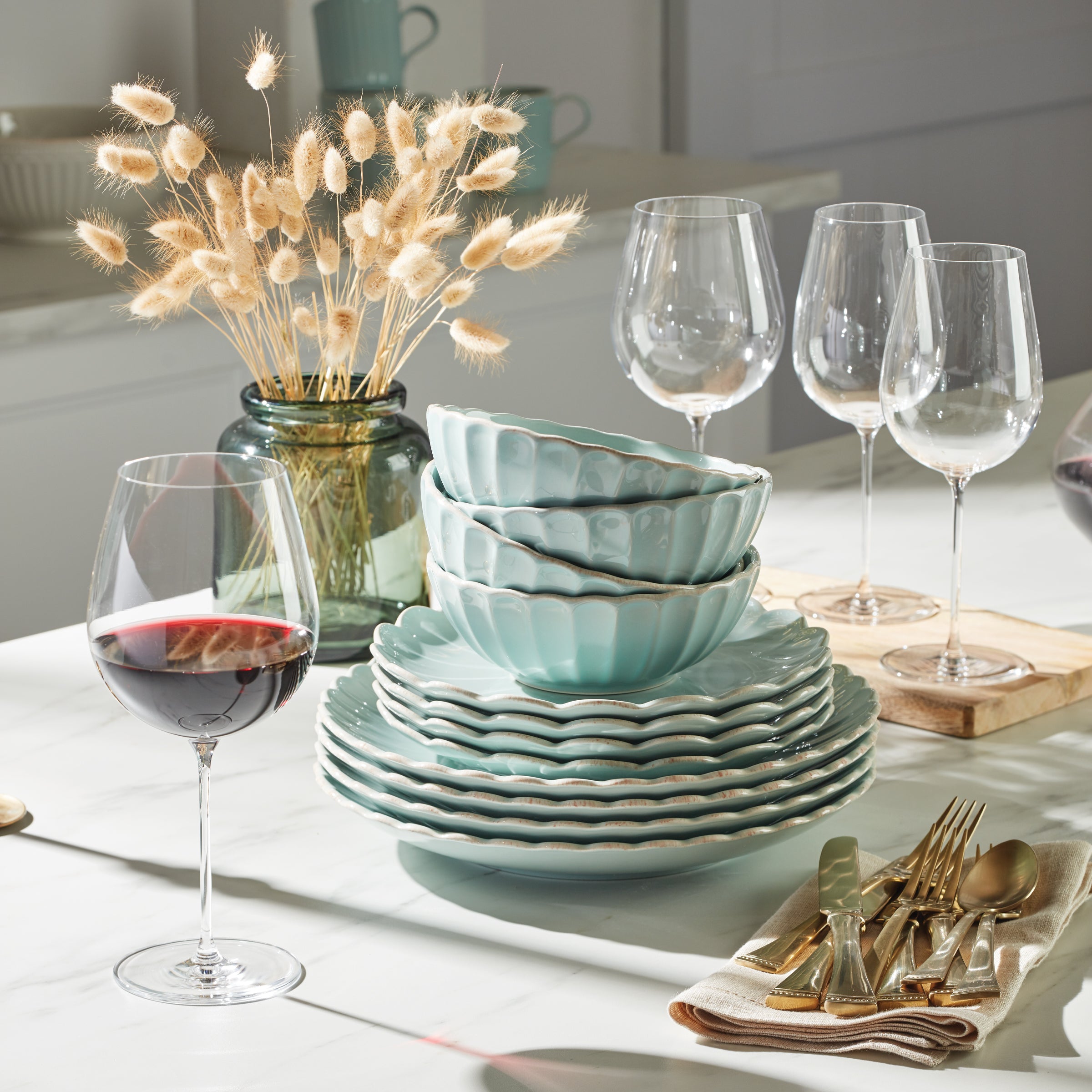 French Perle Scallop Dinnerware Set - 12 Piece Ice Blue Porcelain Plates & Bowls - Elegant Tableware for Wedding, Anniversary & Fine Dining