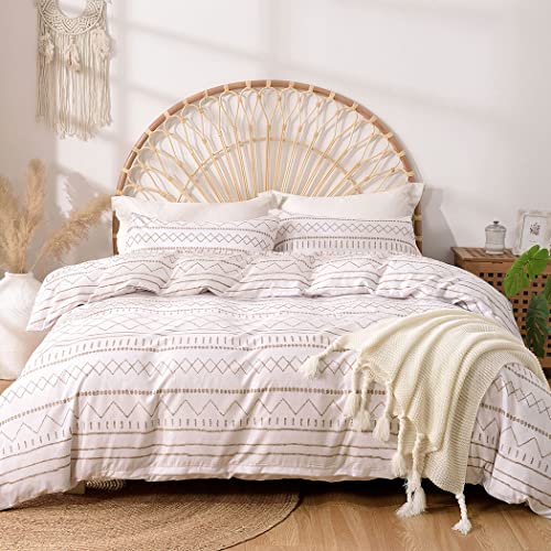C - White Aztec (No Comforter)