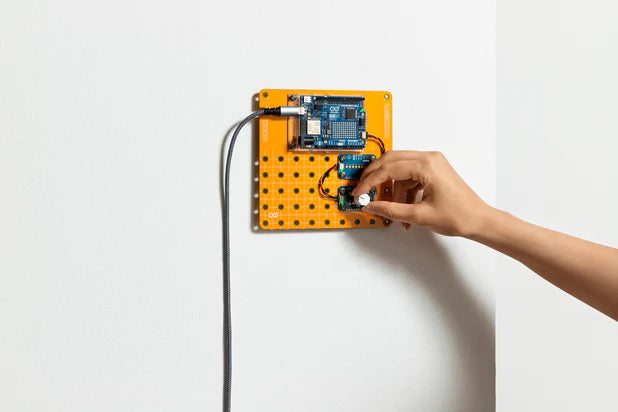 Arduino Plug and Make Kit - Easy DIY Electronics Starter Set for Beginners | STEM Learning, Home Projects & Robotics Development