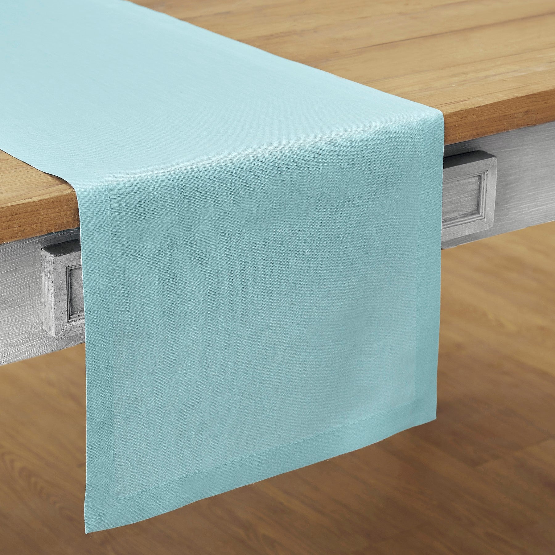 Elegant Fete Table Runner for Weddings, Parties & Events - Premium Decorative Dining Table Cloth for Home Decor & Special Occasions