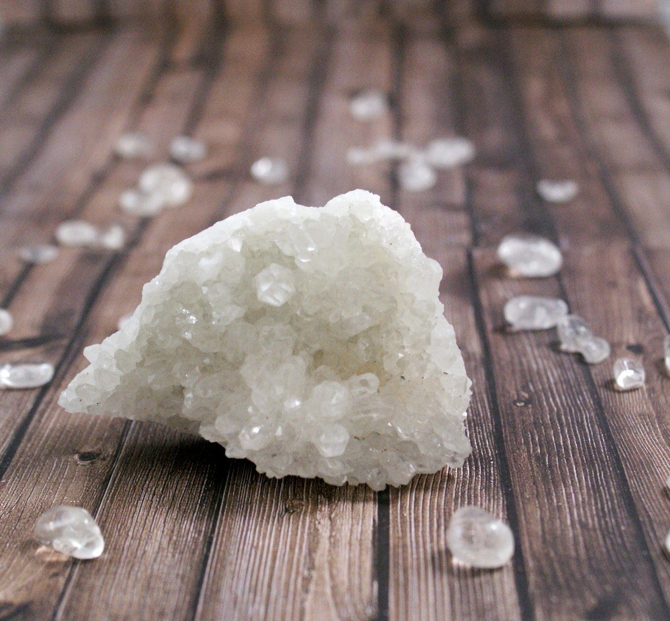 Natural Bulgarian Quartz Crystal - Healing Stone for Meditation, Energy Cleansing & Home Decor | Perfect for Reiki, Feng Shui & Spiritual Practices