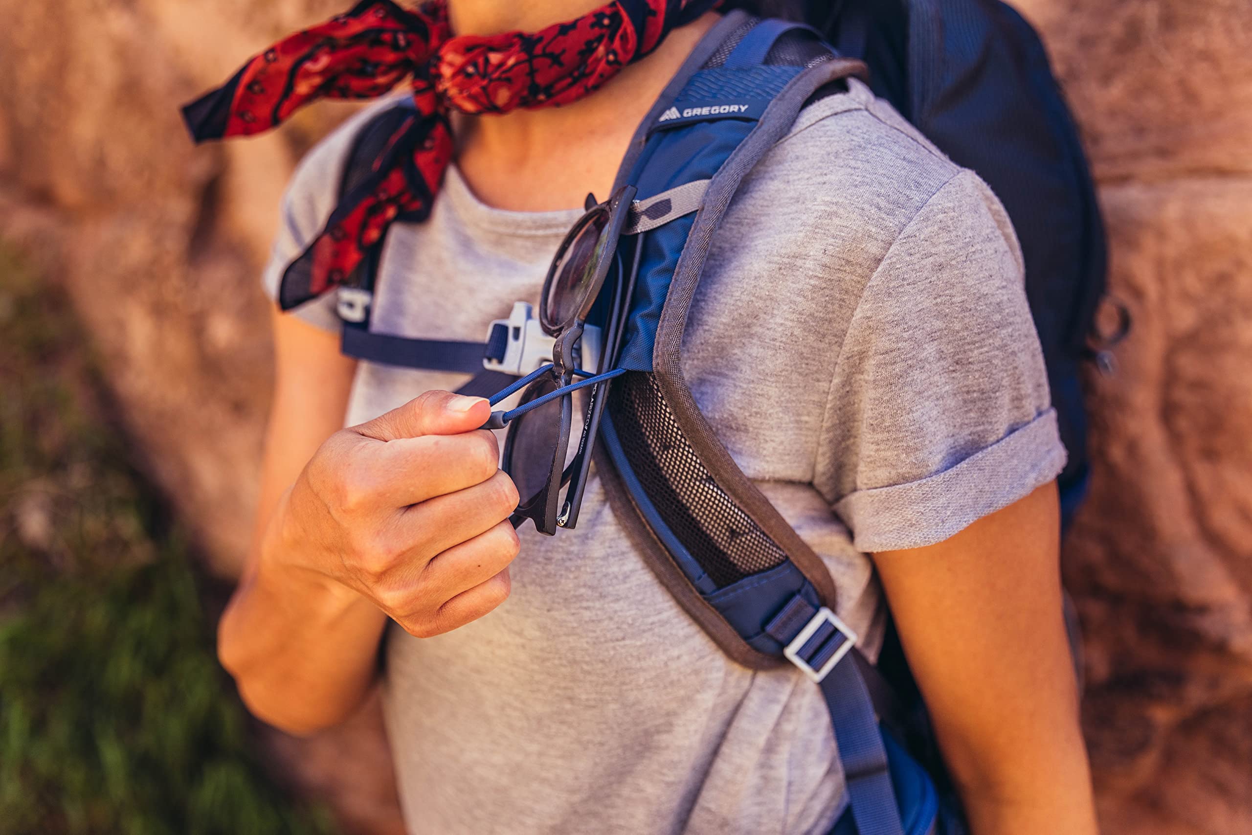 Gregory Juno 24 & 30 H2O Women's Hydration Backpack - Lightweight Daypack for Hiking, Camping & Outdoor Adventures