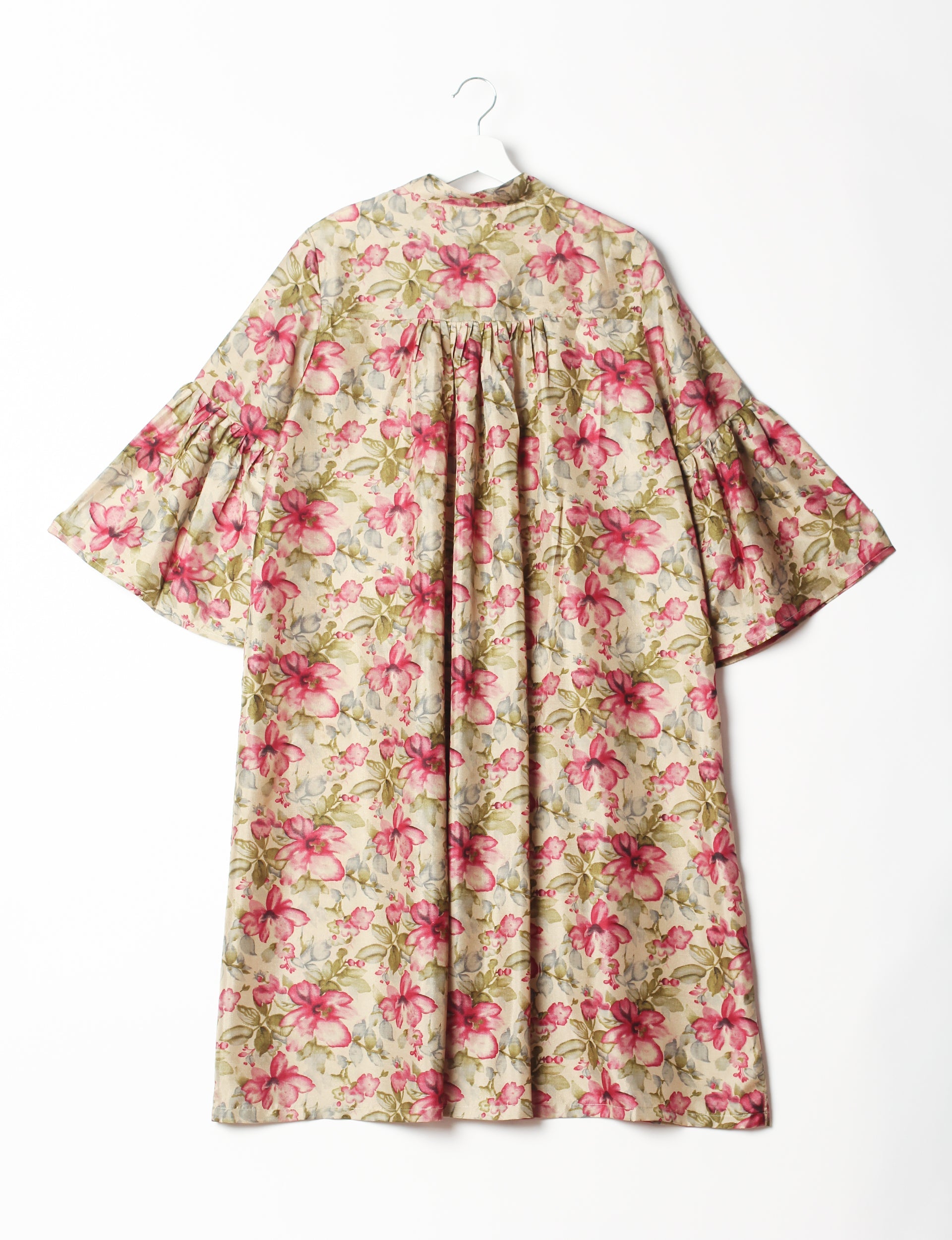 Stylish Bell Sleeve Coat for Women - Elegant Long Coat with Flared Sleeves - Perfect for Office, Date Night & Fall Fashion
