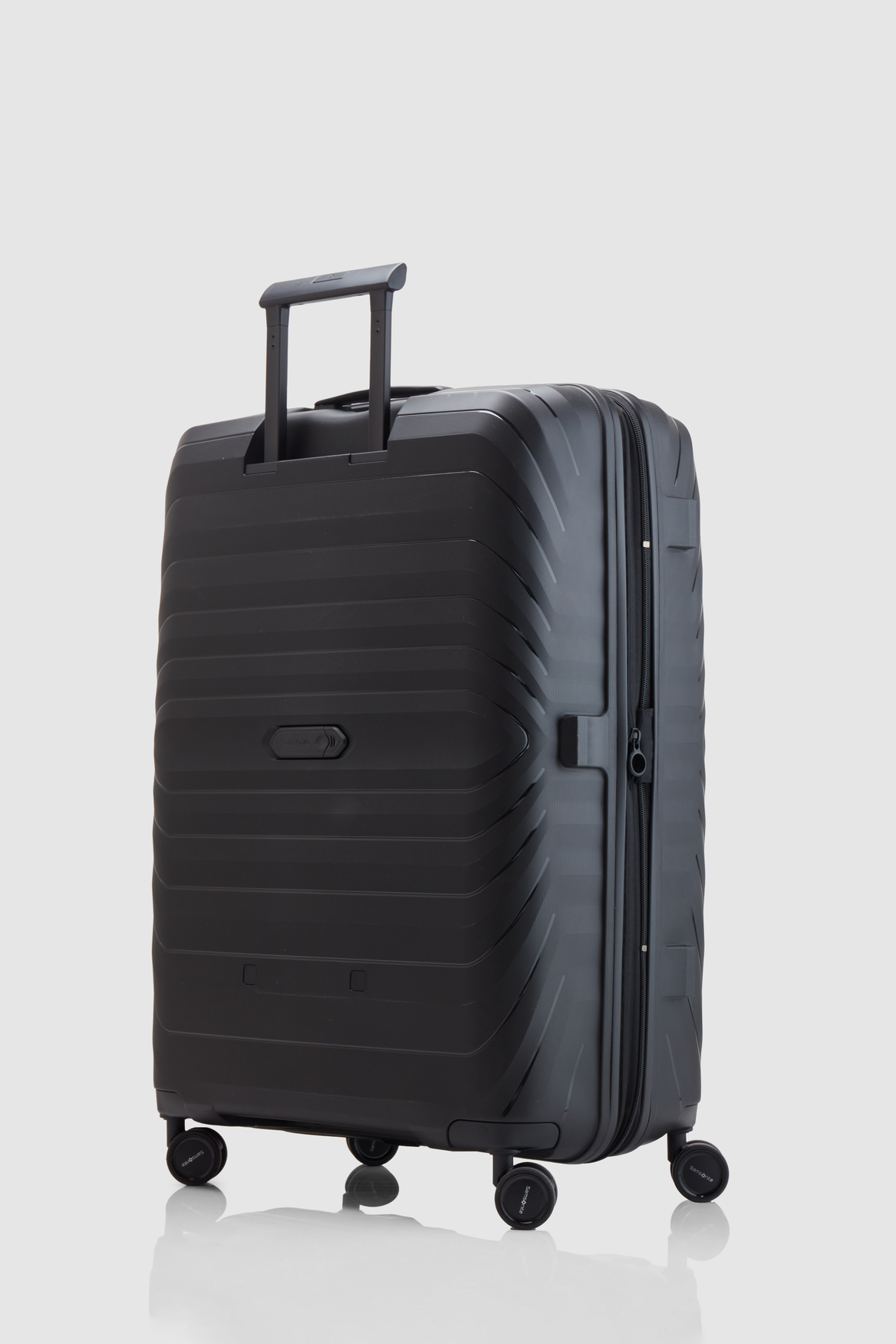 Octolite Neo 75cm Lightweight Hardshell Suitcase with Spinner Wheels - Perfect for International Travel & Business Trips