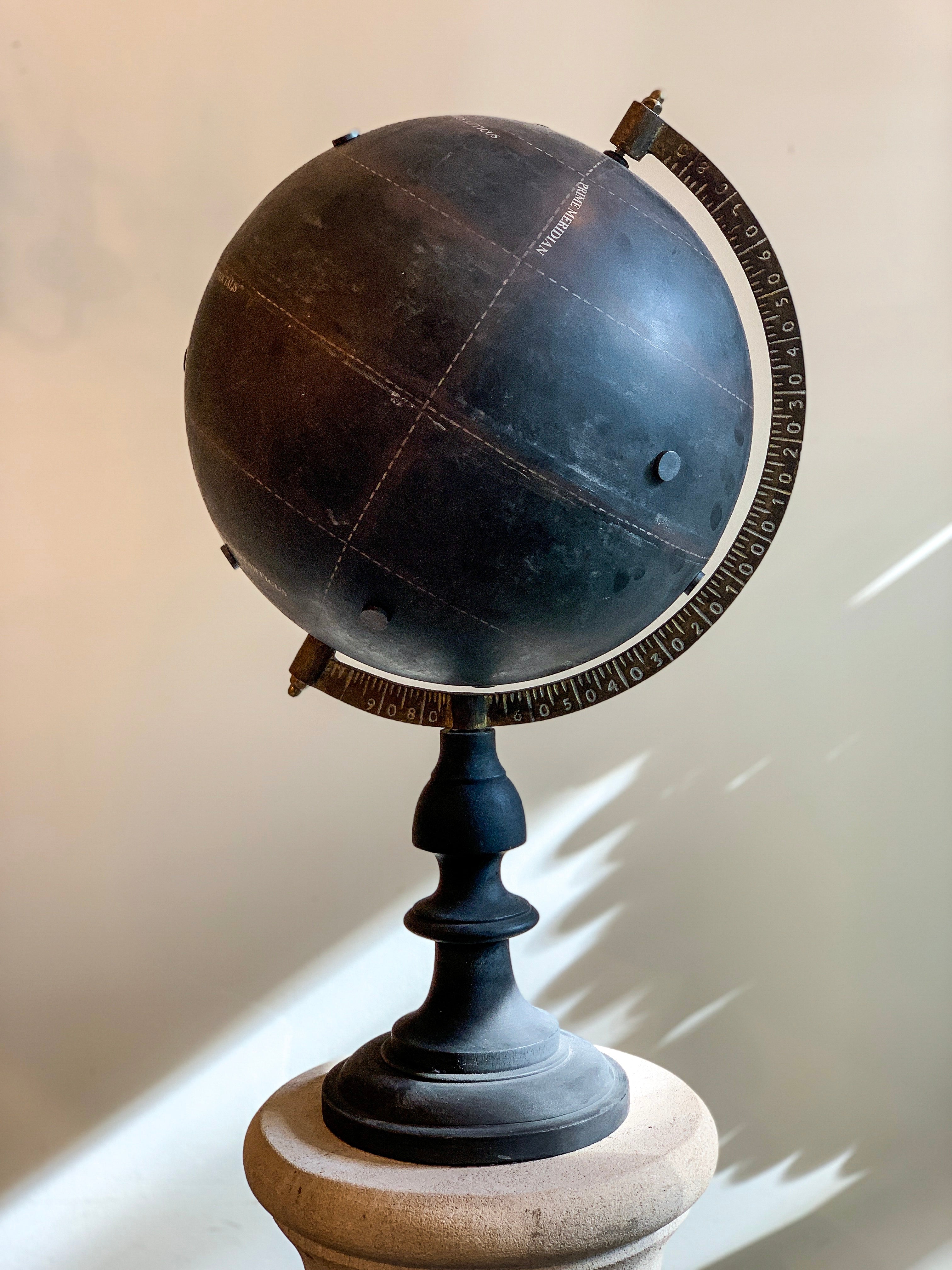 Premium World Globe with Stand - Detailed Political Map for Home Office Decor & Geography Learning - Perfect for Travel Enthusiasts & Educational Gifts