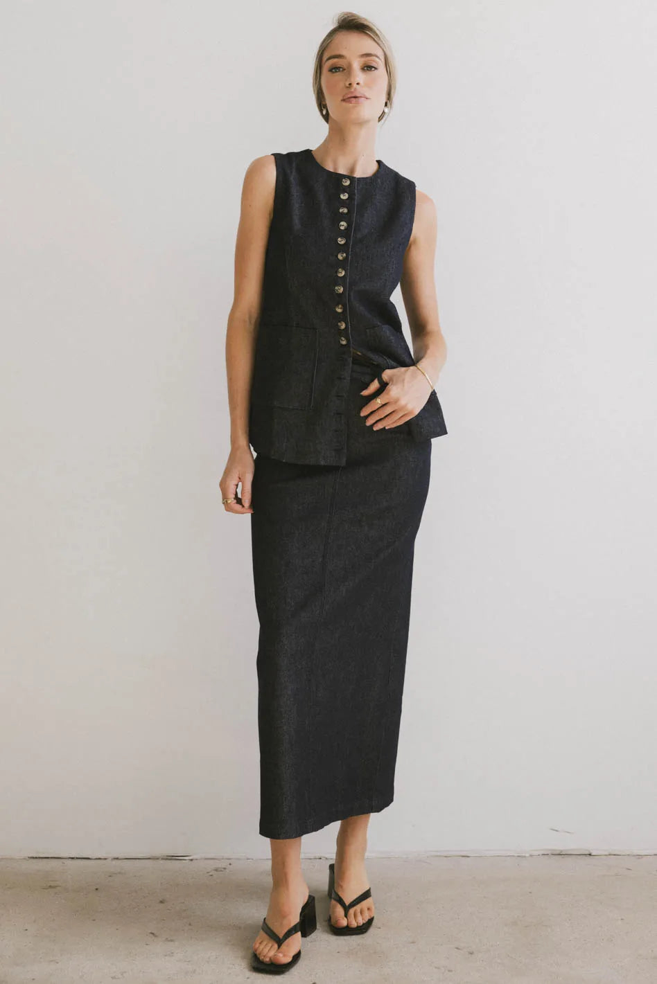 Miriam Denim Maxi Skirt for Women - High Waisted Long Denim Skirt with Side Slits - Boho Vintage Style - Perfect for Casual Outfits, Beach Wear & Summer Fashion