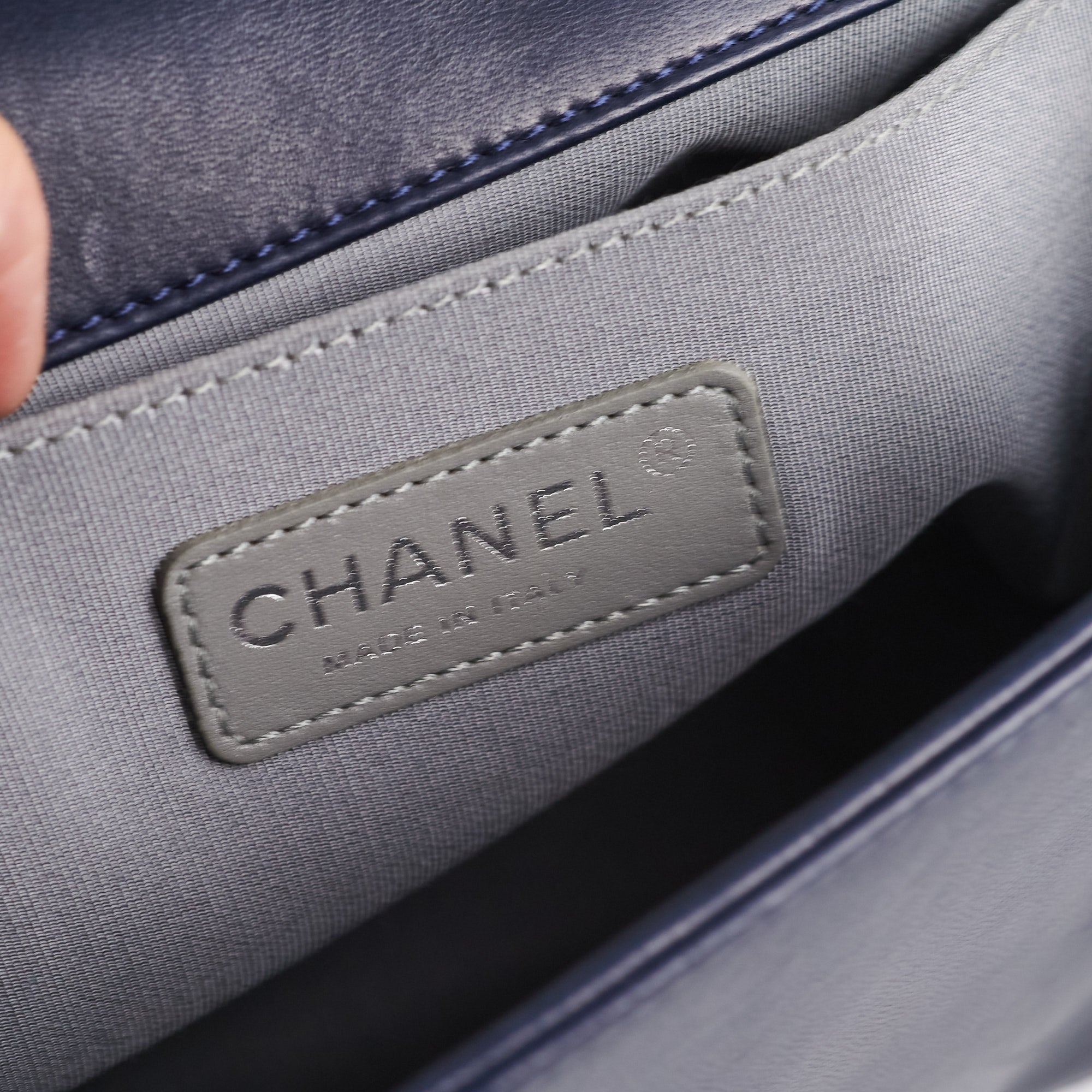 Chanel Navy Old Medium Boy Shoulder Bag - Luxury Leather Crossbody Purse for Women, Fashionable Everyday Handbag for Work, Party & Travel
