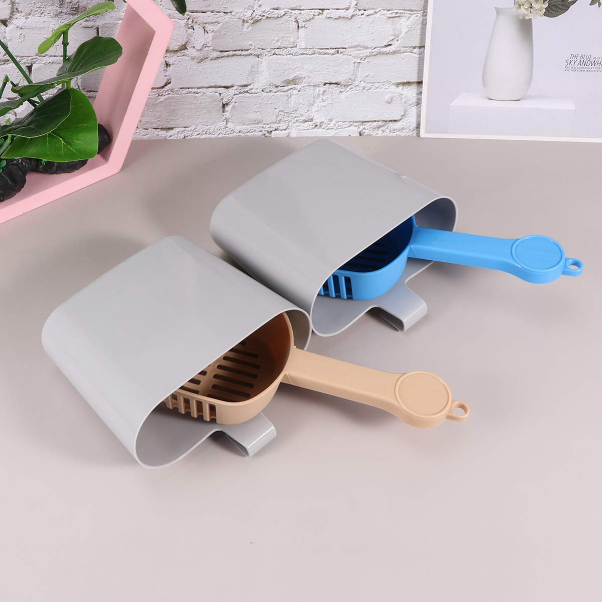 Premium Cat Litter Scoop with Holder - Durable Stainless Steel Pet Waste Shovel for Kitty Litter Box Cleaning (2-Pack) - Perfect for Multi-Cat Homes & Easy Litter Maintenance