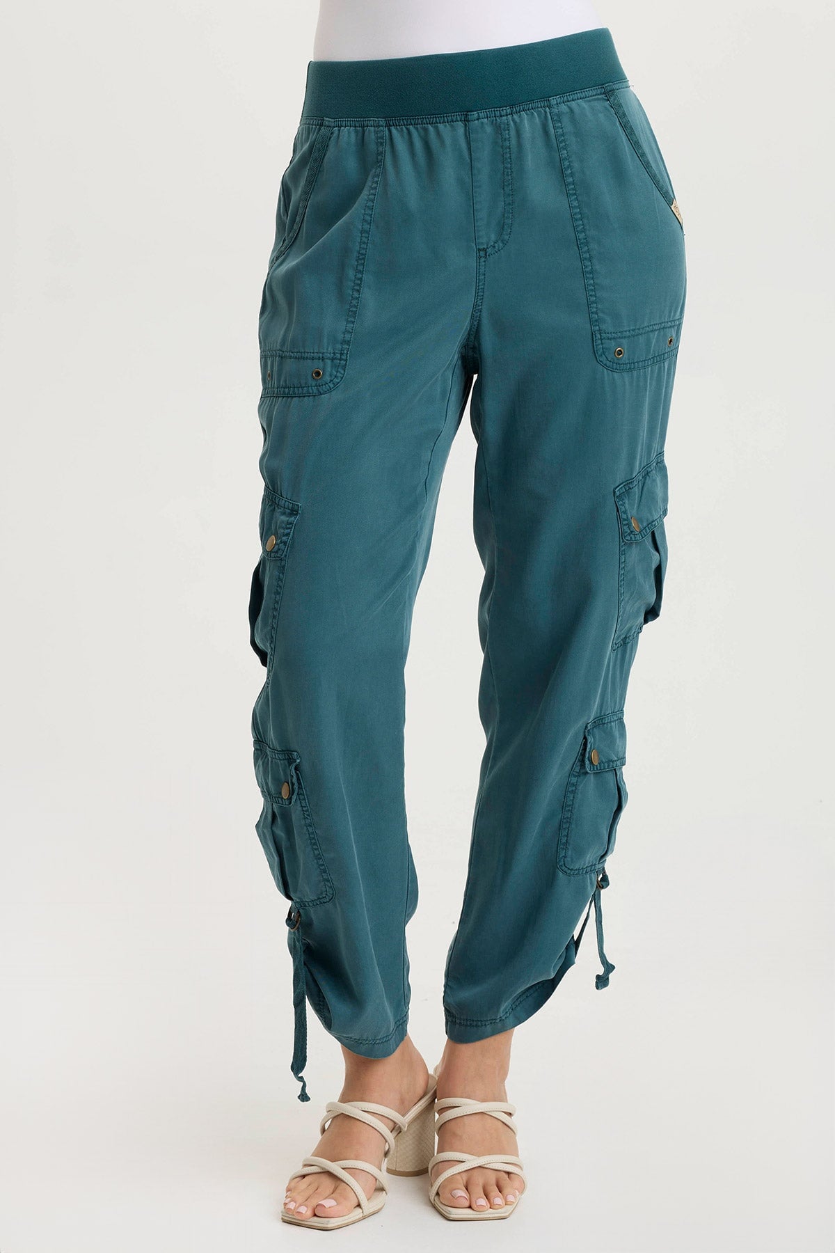 Levi's Twill Tabbed Hem Cargo Pants for Men - Durable Workwear & Outdoor Adventure Pants - Perfect for Hiking, Camping, and Casual Wear
