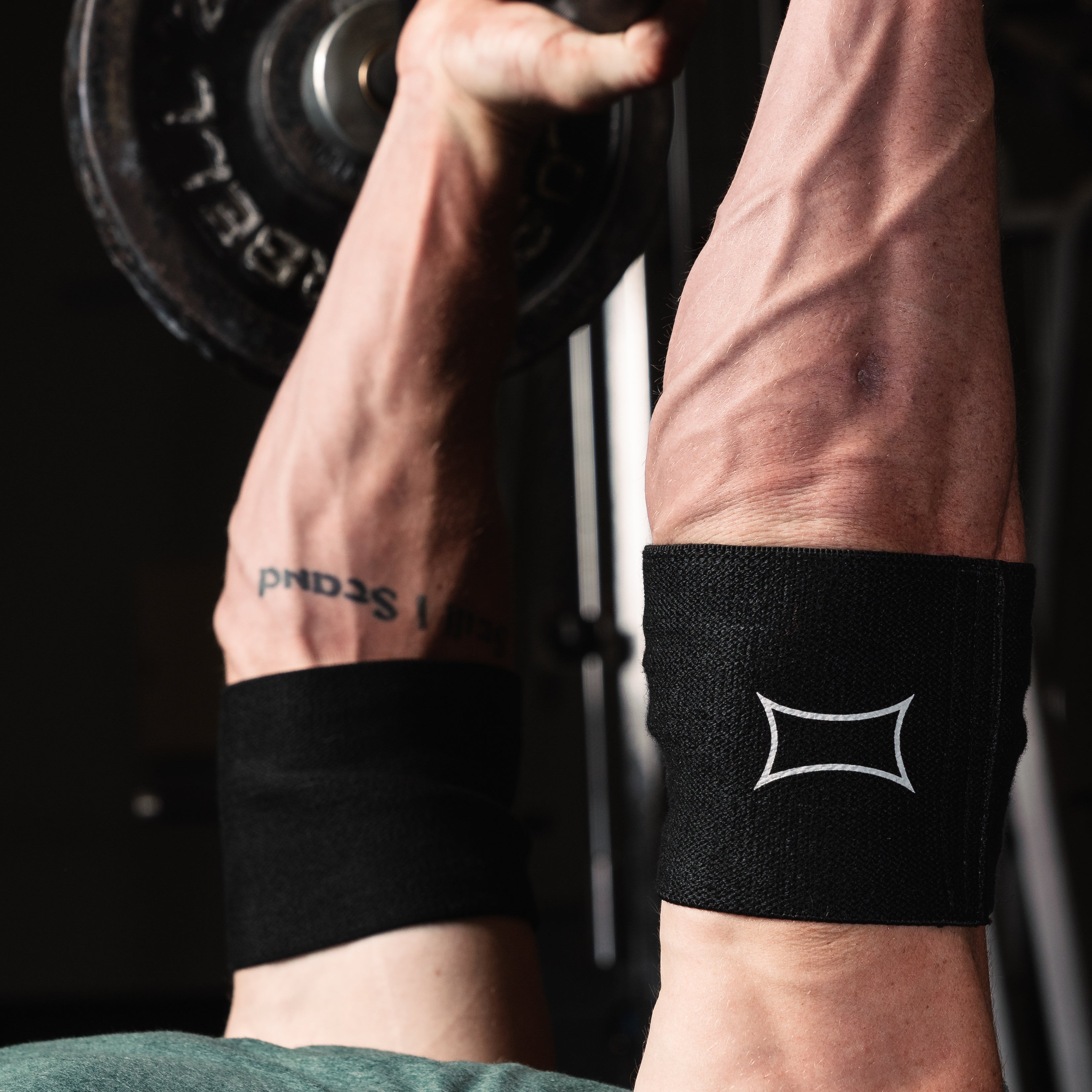Biggie Compression Cuff - Adjustable Support Sleeve for Joint Pain Relief & Injury Recovery - Ideal for Athletes, Arthritis Sufferers & Post-Surgery Recovery