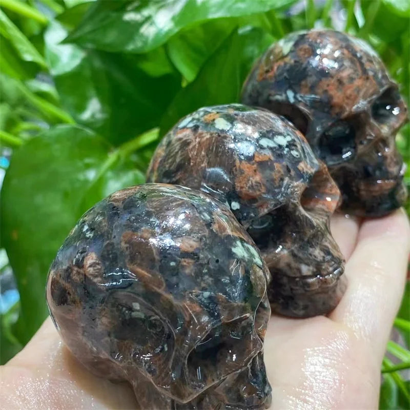 2 Inch Natural Katophorite Skull Carving Quartz Crystal - Feng Shui Healing Stone, Home Decor Gift (1PC) - Perfect for Meditation, Spiritual Healing & Gothic Decor