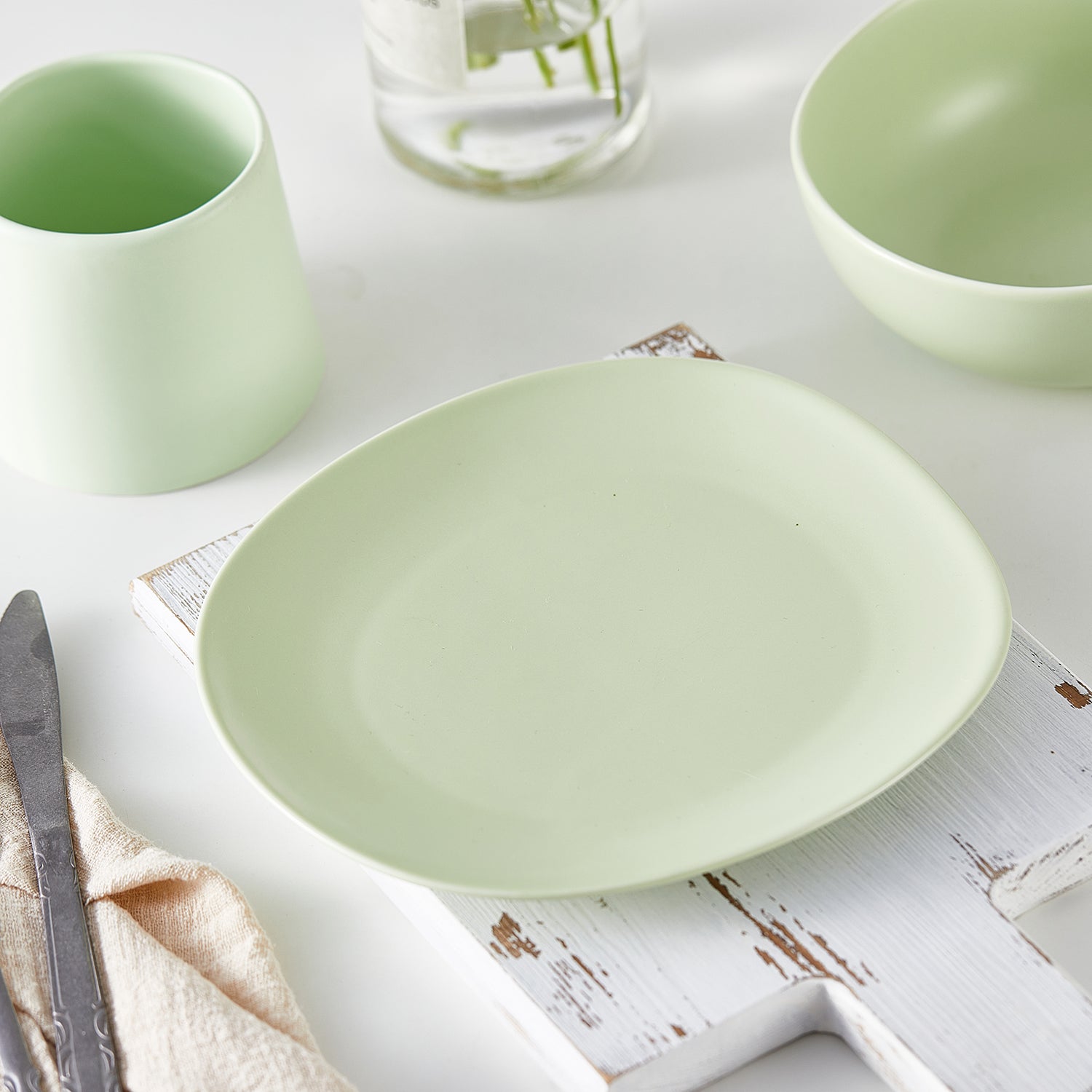 Delilah Porcelain Salad Plate Set of 6 - Elegant Dinnerware for Fine Dining, Parties & Home Decor | Dishwasher Safe & Chip Resistant