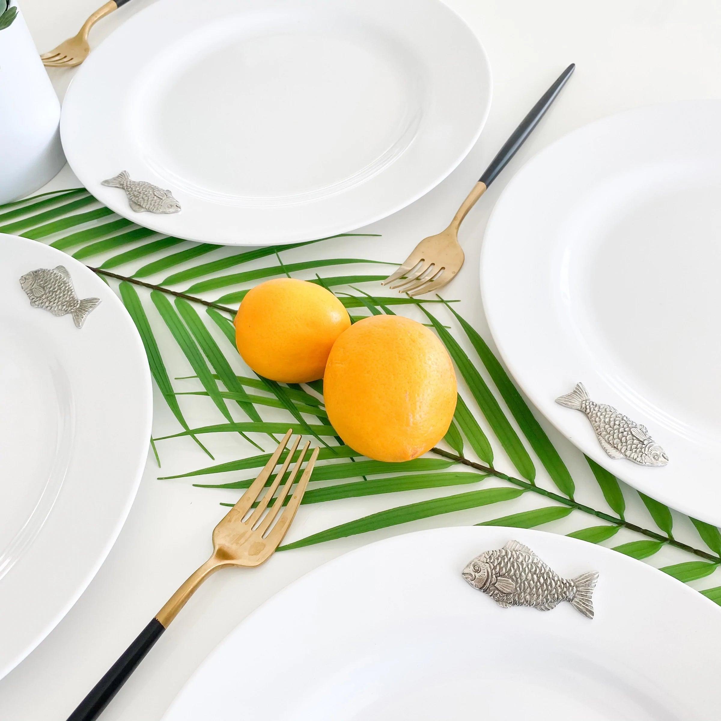 Premium White Melamine Dinner Plates Set of 10 with Elegant Pewter Fish Design - Perfect for Outdoor Dining, Picnics, and Beach Parties
