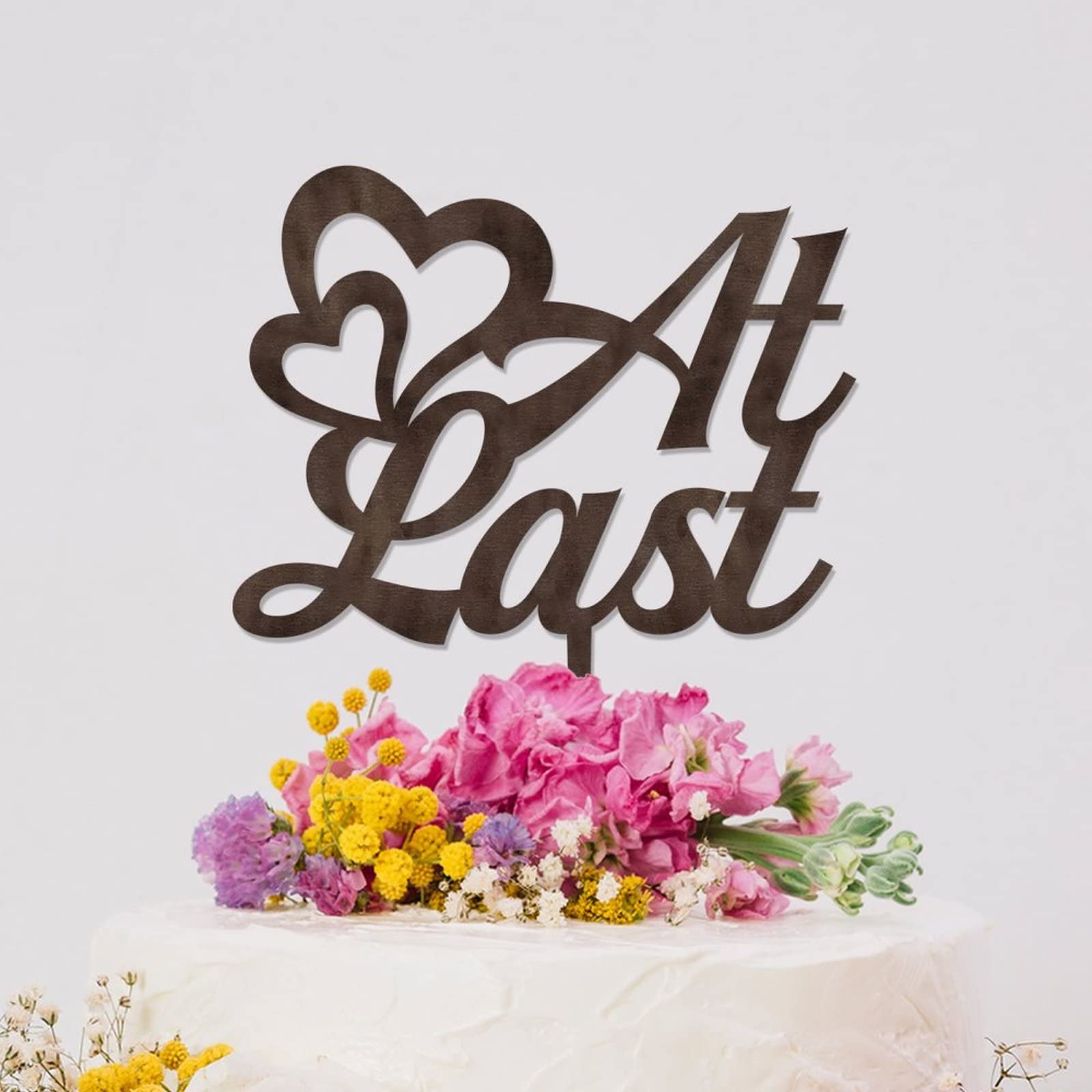Rustic Wedding Cake Topper - Personalized Bride & Groom Cake Decor with Custom Last Name - Wooden Brown Engagement Gift for Couples - Romantic Love Quotes - Perfect for Wedding, Anniversary & Engagement Cakes
