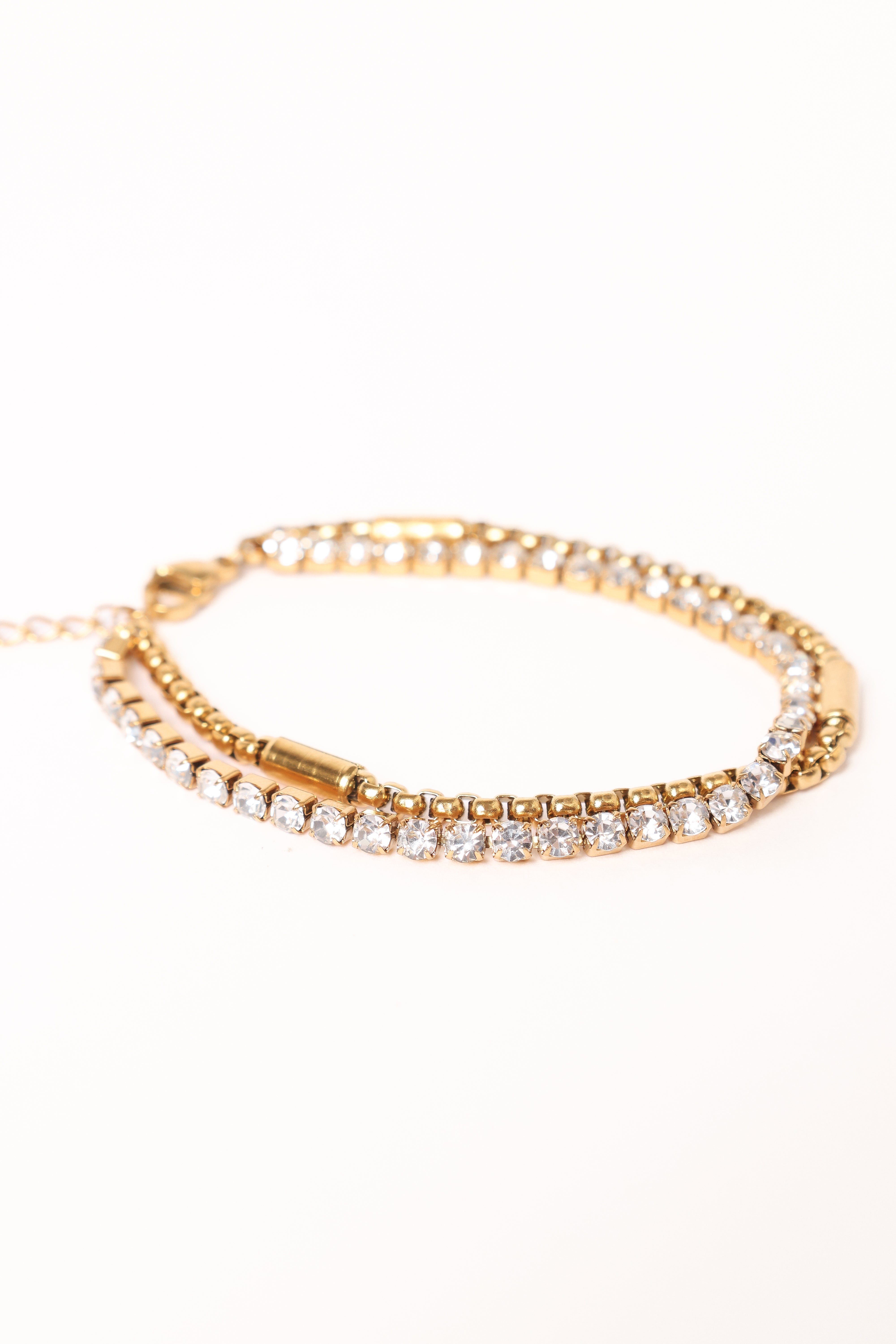 Everett Gold Bracelet for Women - Elegant & Stylish Jewelry Gift for Her - Perfect for Parties, Weddings & Everyday Wear