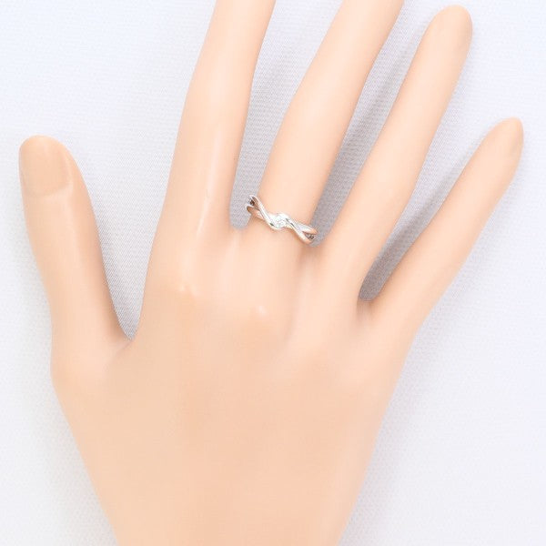 18K White Gold Diamond Ring for Women - Elegant Solitaire Engagement & Wedding Band - Perfect for Proposals, Anniversaries & Special Occasions