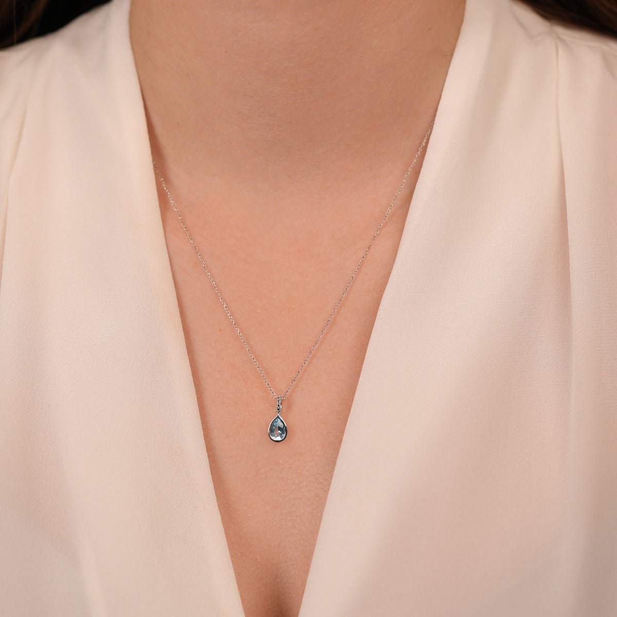 14k White Gold Blue Topaz Teardrop Pendant Necklace for Women - Elegant Jewelry Gift for Birthday, Anniversary & Special Occasions