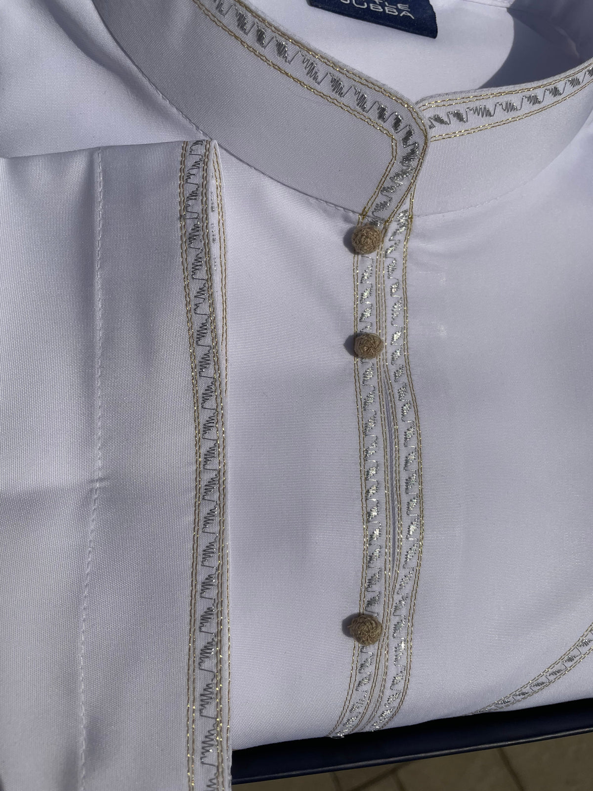 Premium Men's White Bahraini Thobe with Gold & Silver Embroidery - Traditional Arabic Robe for Eid, Weddings & Special Occasions