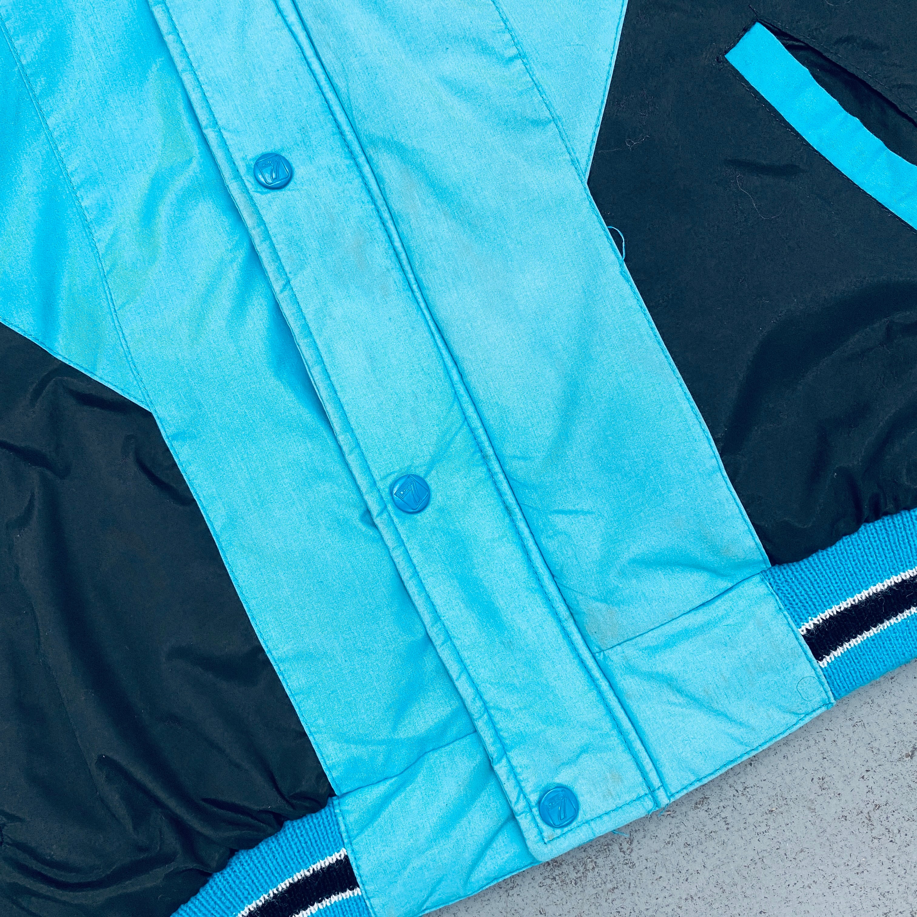 San Jose Sharks 1990s Vintage Logo Full-Zip Hooded Jacket - Men's S - Retro NHL Hockey Fan Gear for Game Day & Casual Wear