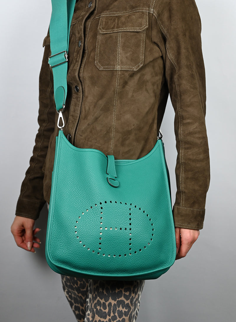 Hermès Evelyne 29 Leather Handbag in Green | Luxury Crossbody Bag for Women | Perfect for Work, Travel & Everyday Use