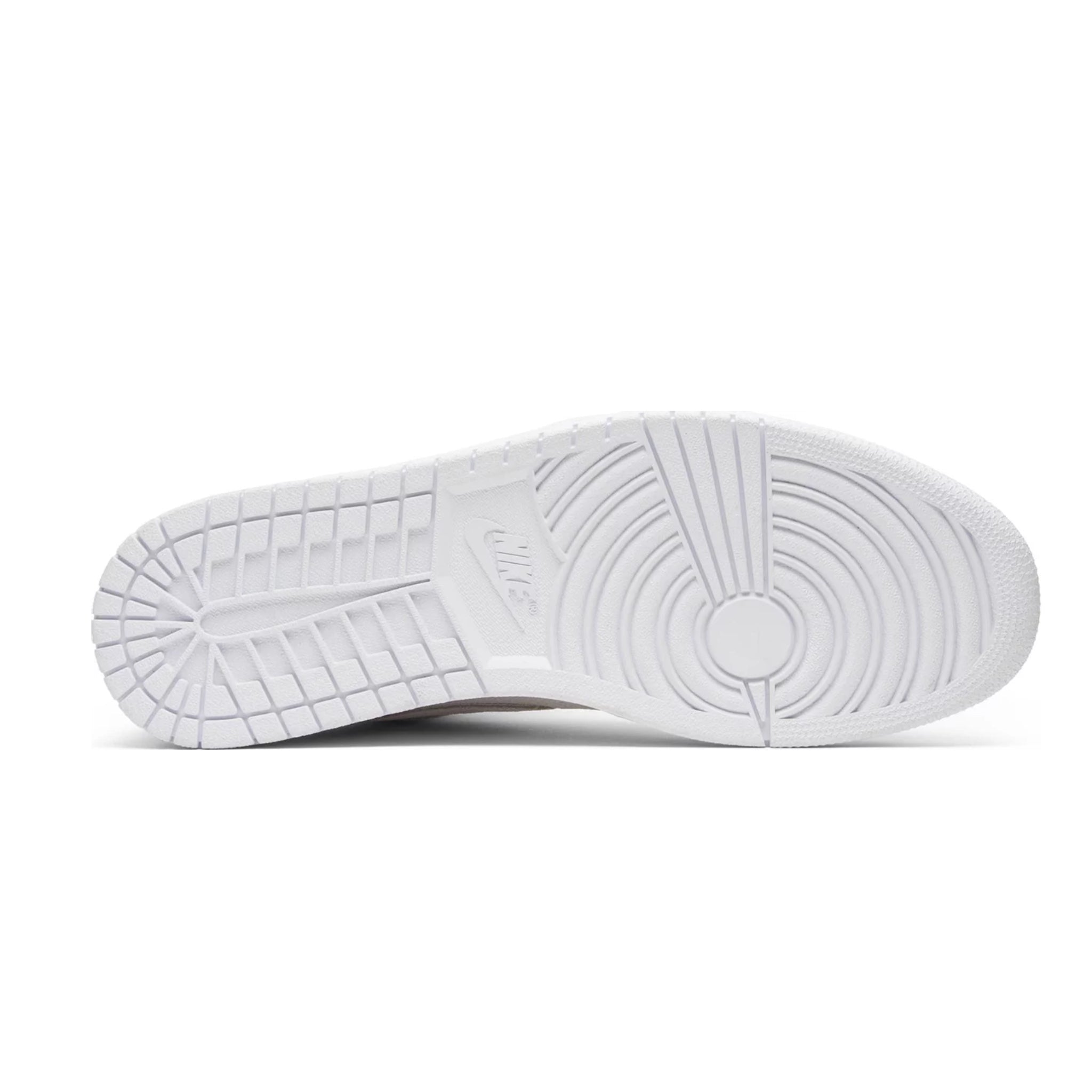Air Jordan 1 Retro High OG Sneakers - White & Metallic Gold Basketball Shoes for Men | Premium Leather Court Shoes for Streetwear & Casual Outfits | Perfect for Basketball Games, Sneaker Collecting & Urban Fashion