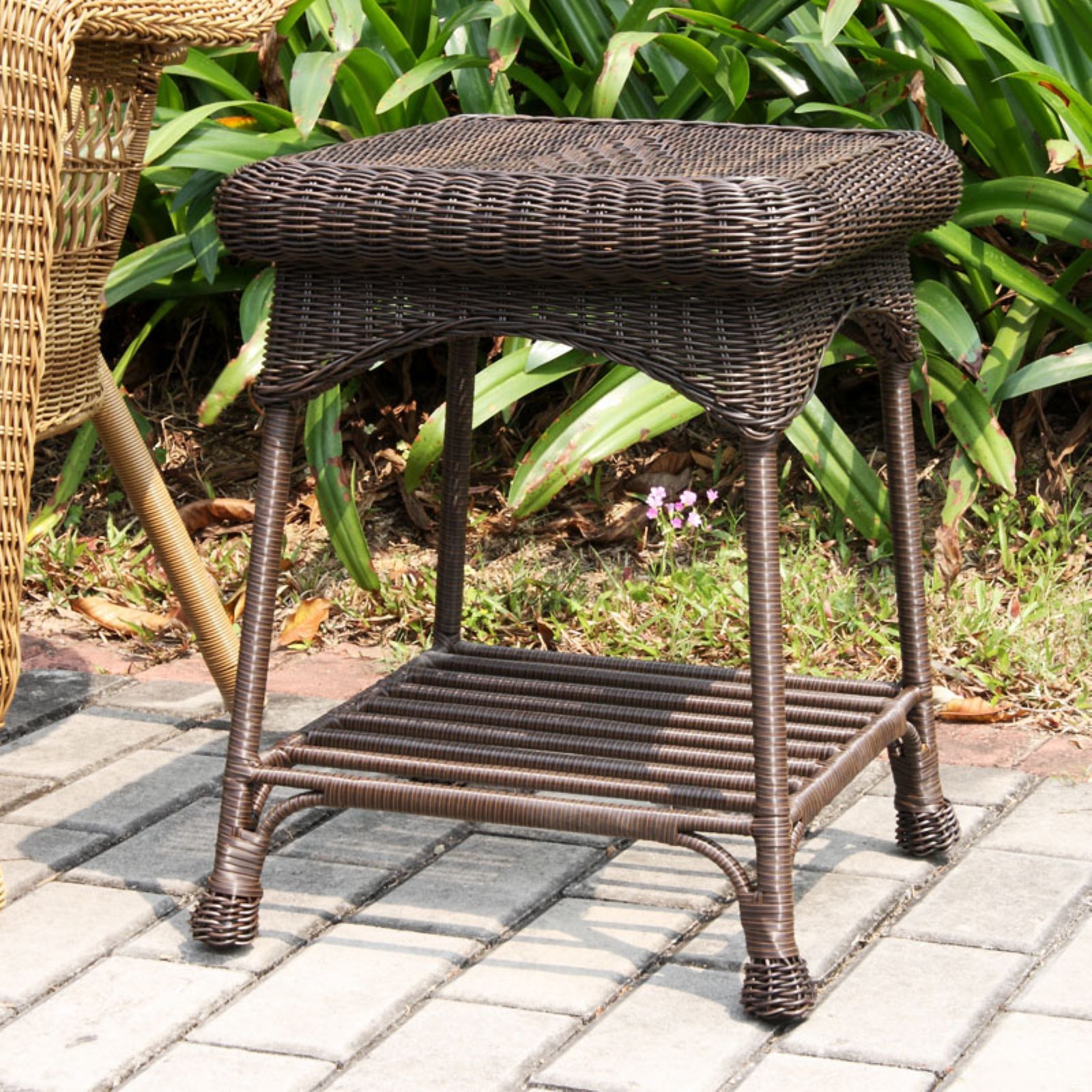Wicker Lane White Wicker Outdoor Patio End Table - Small Side Table for Porch, Garden, Poolside & Balcony Decor