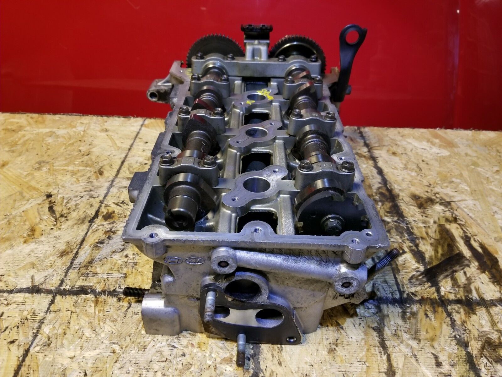 2006-2010 Hyundai Azera 3.8L V6 Left Driver Side Cylinder Head OEM Replacement Part - Perfect for Engine Repair & Performance Upgrade