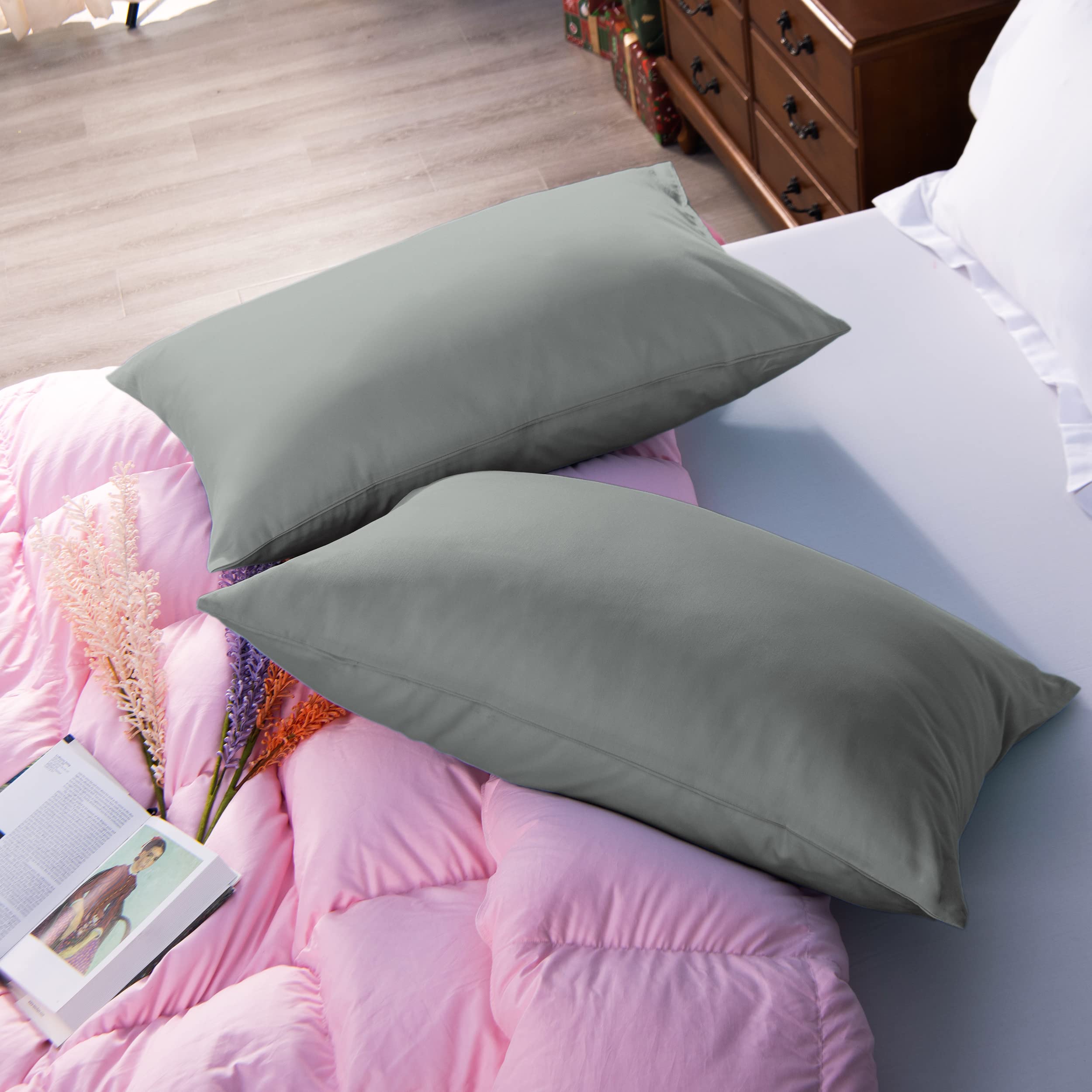 Premium Egyptian Cotton Queen Pillowcases Set of 2 - 500 Thread Count Soft Breathable Envelope Closure Pillow Covers 20x30 Inches - Luxury Bedding for Hotel Style Comfort (Dark Grey) - Perfect for Master Bedrooms, Guest Rooms & Airbnb Listings
