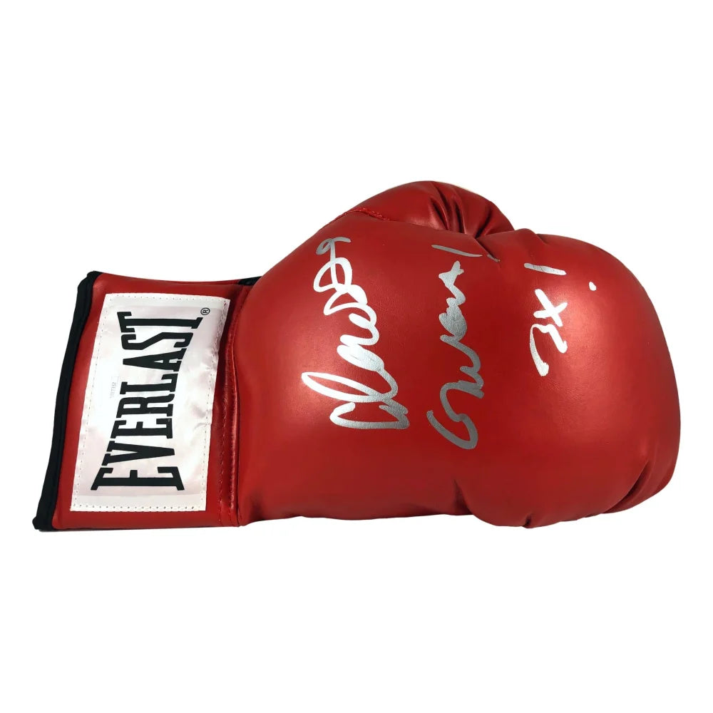 Claressa Shields Autographed Everlast Boxing Gloves - JSA Certified COA - MMA Collectible Memorabilia for Boxing Fans & Sports Enthusiasts - Perfect for Display in Man Cave or Sports Room