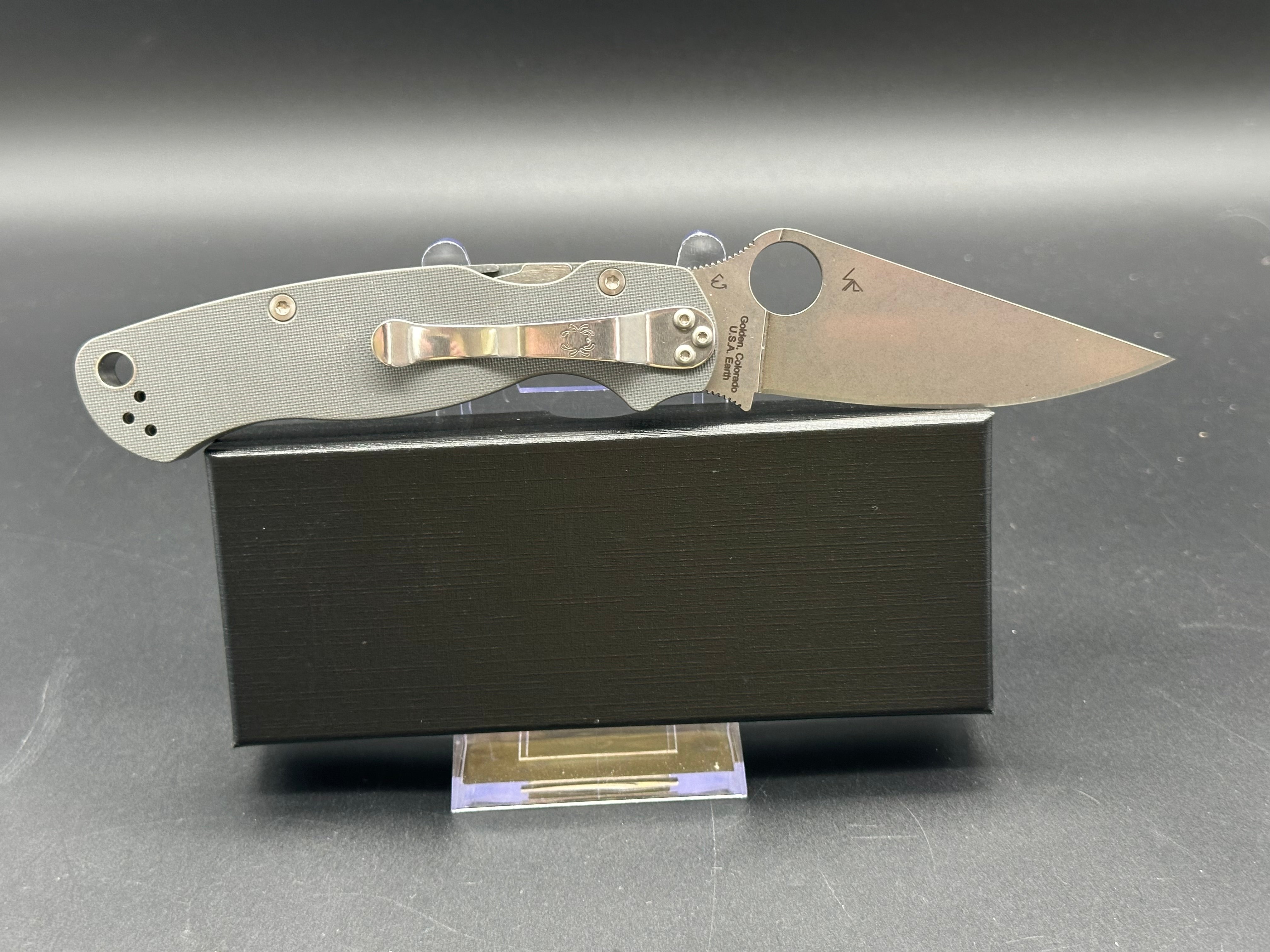 Spyderco Paramilitary 2 Folding Knife - Dark Gray G-10 Handle, CPM-S30V Steel Blade - EDC, Camping, Survival & Outdoor Activities