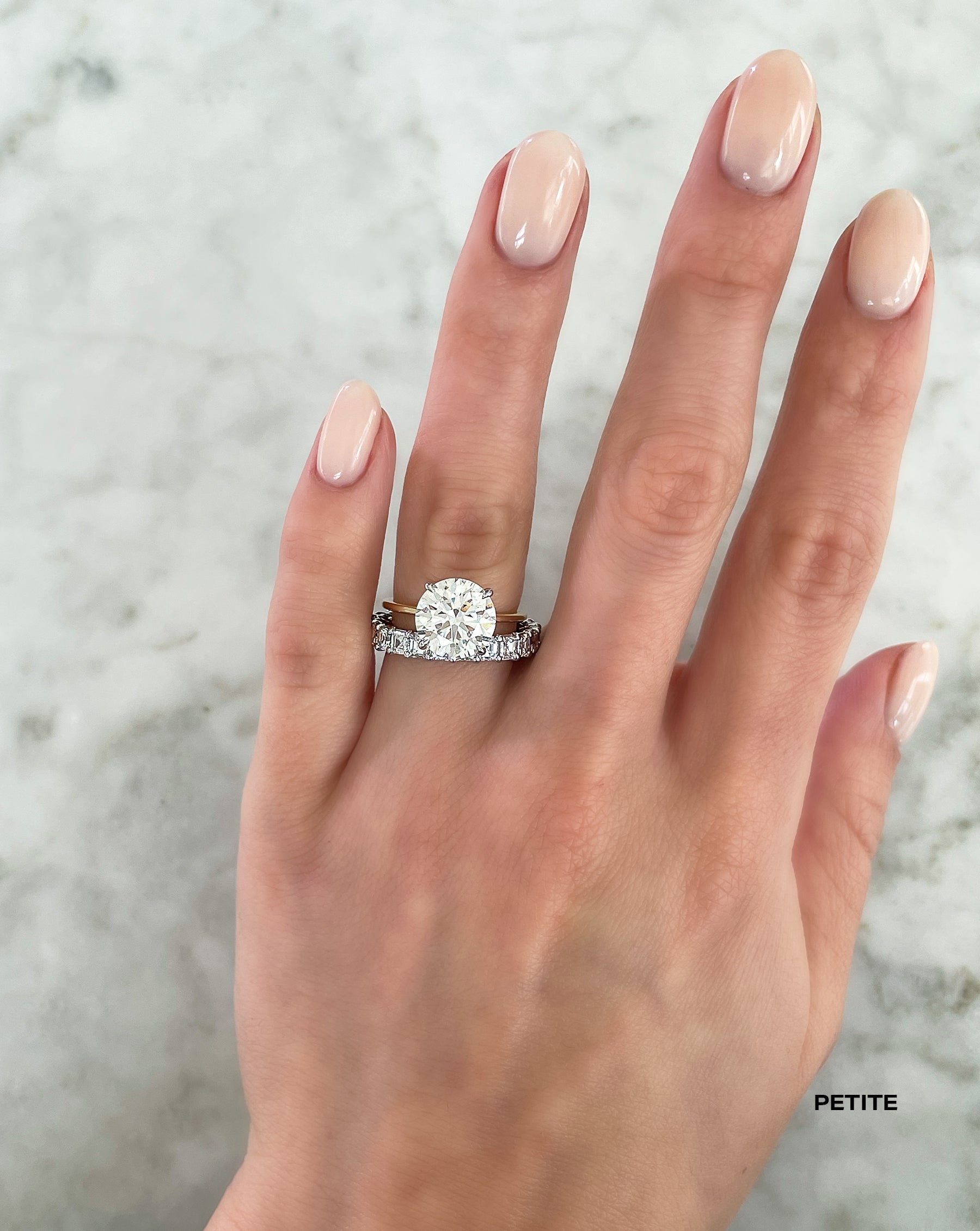 Exquisite Asscher Cut Diamond Eternity Band for Women - Perfect for Weddings, Anniversaries & Special Occasions