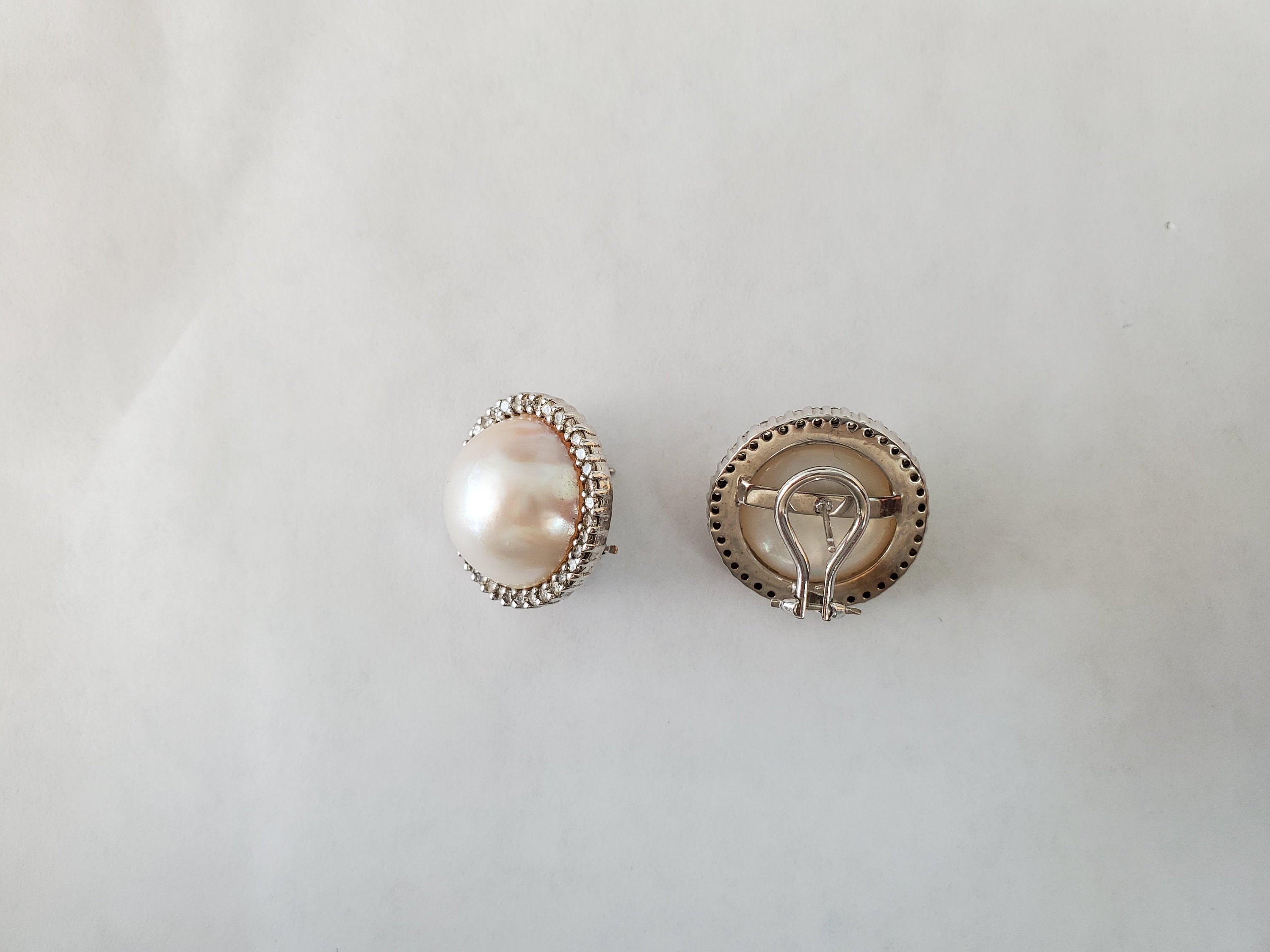 1 Carat Freshwater Pearl Diamond Halo Omega Clip-On Earrings for Women - Elegant Bridal Jewelry, Wedding Party Accessories & Special Occasion Gifts