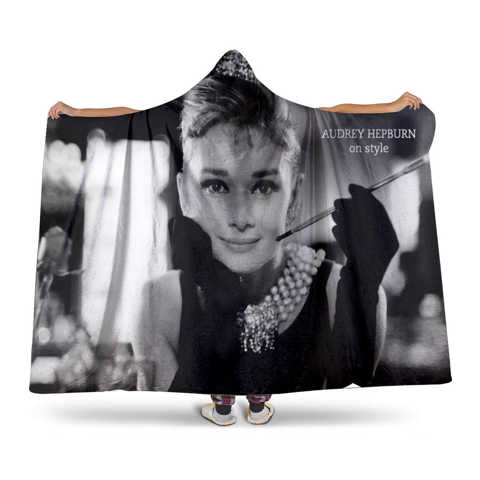 Audrey Hepburn Flannel Plush Throw Blanket 80x60 Inch - Soft Couch Blanket for Living Room, Bedroom & Gift - Cozy Winter Warmth & Movie Night Snuggles
